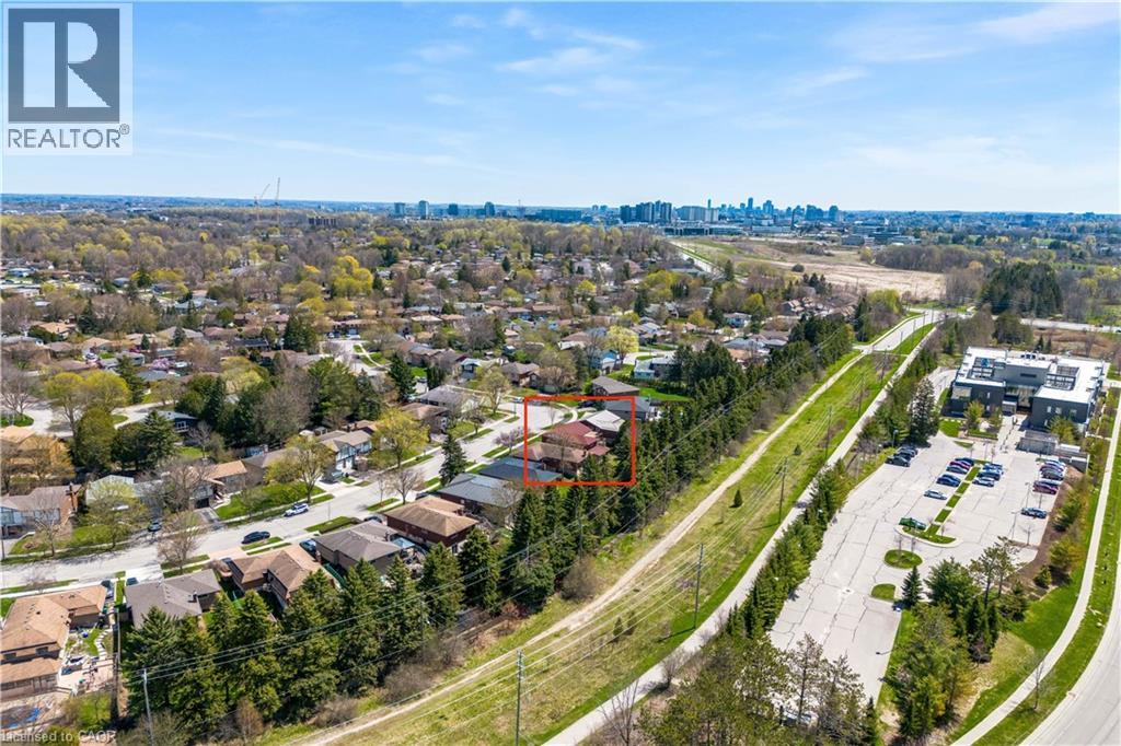 402 LAKEVIEW Drive - 47