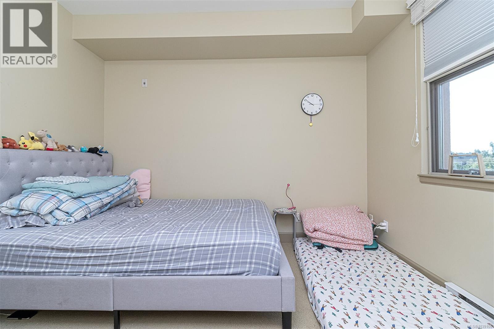 #202 1620 McKenzie Ave - 19