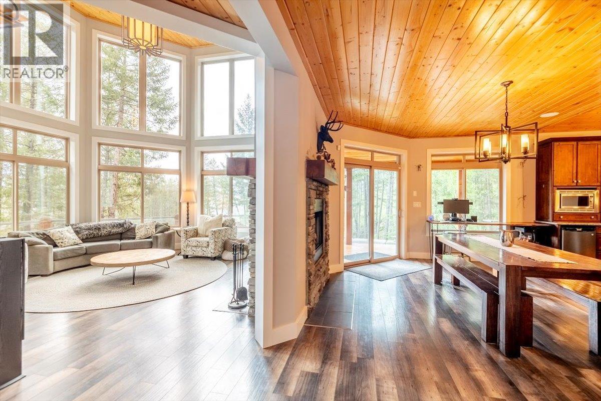 9942 Osprey Landing Drive - Image 3