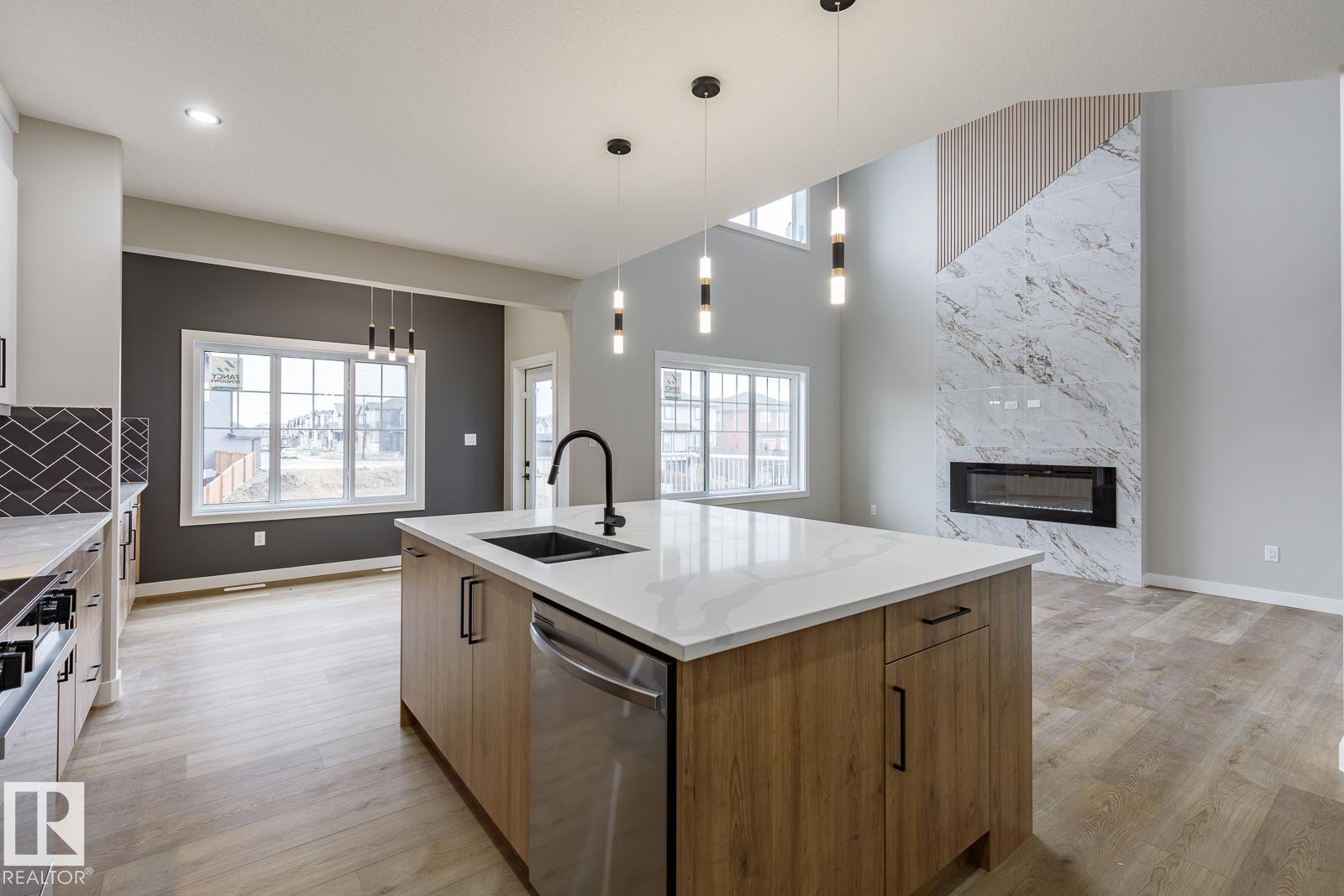 50 Chartres CL — photo 11