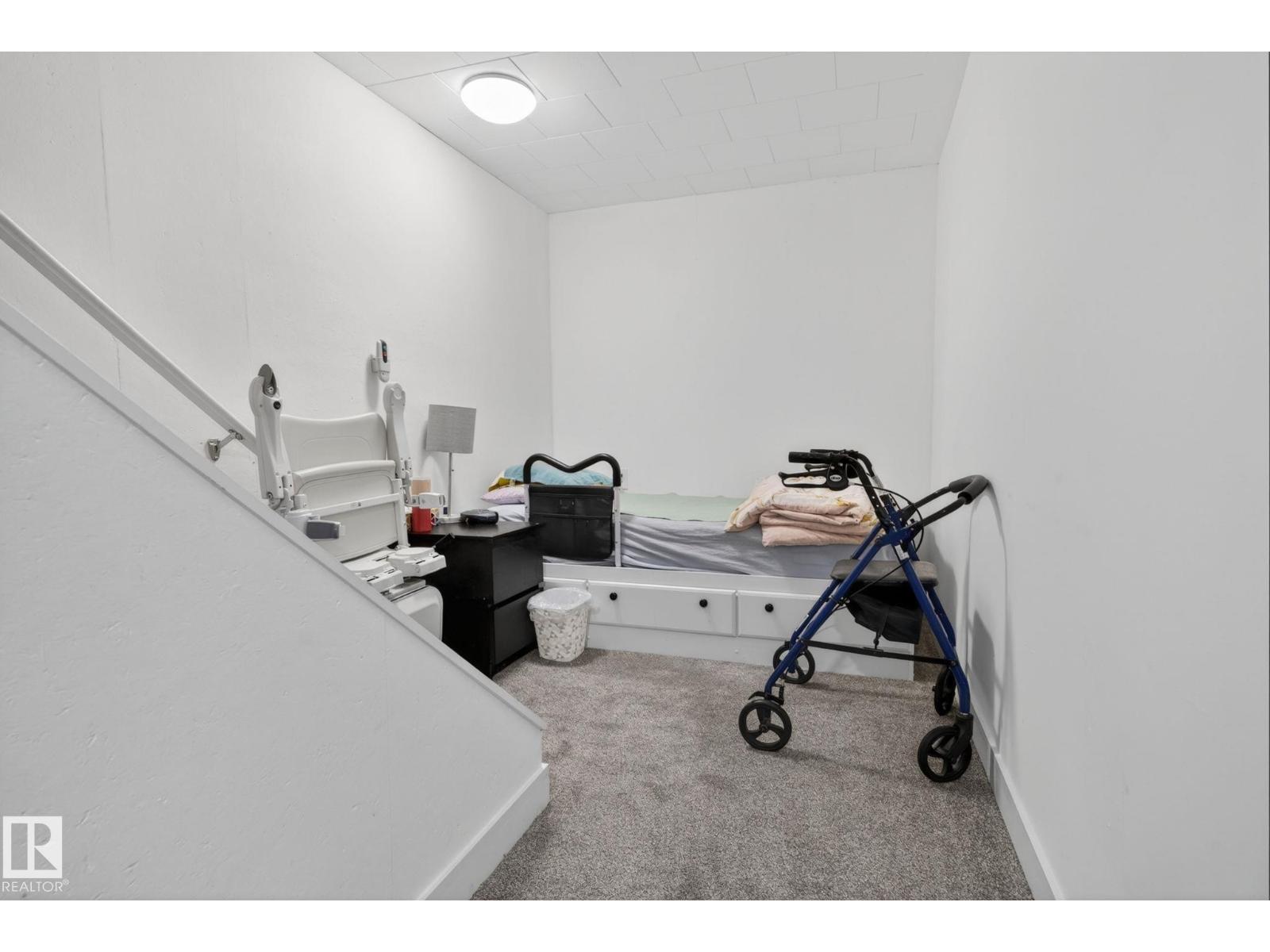 13433 101 ST NW - 22