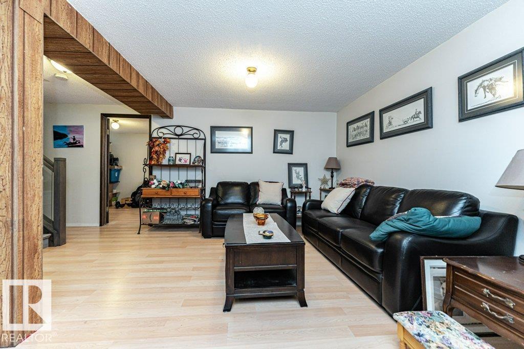 17419 96 ST NW - 34