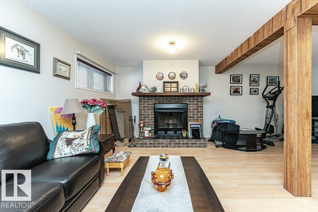 17419 96 ST NW - 36