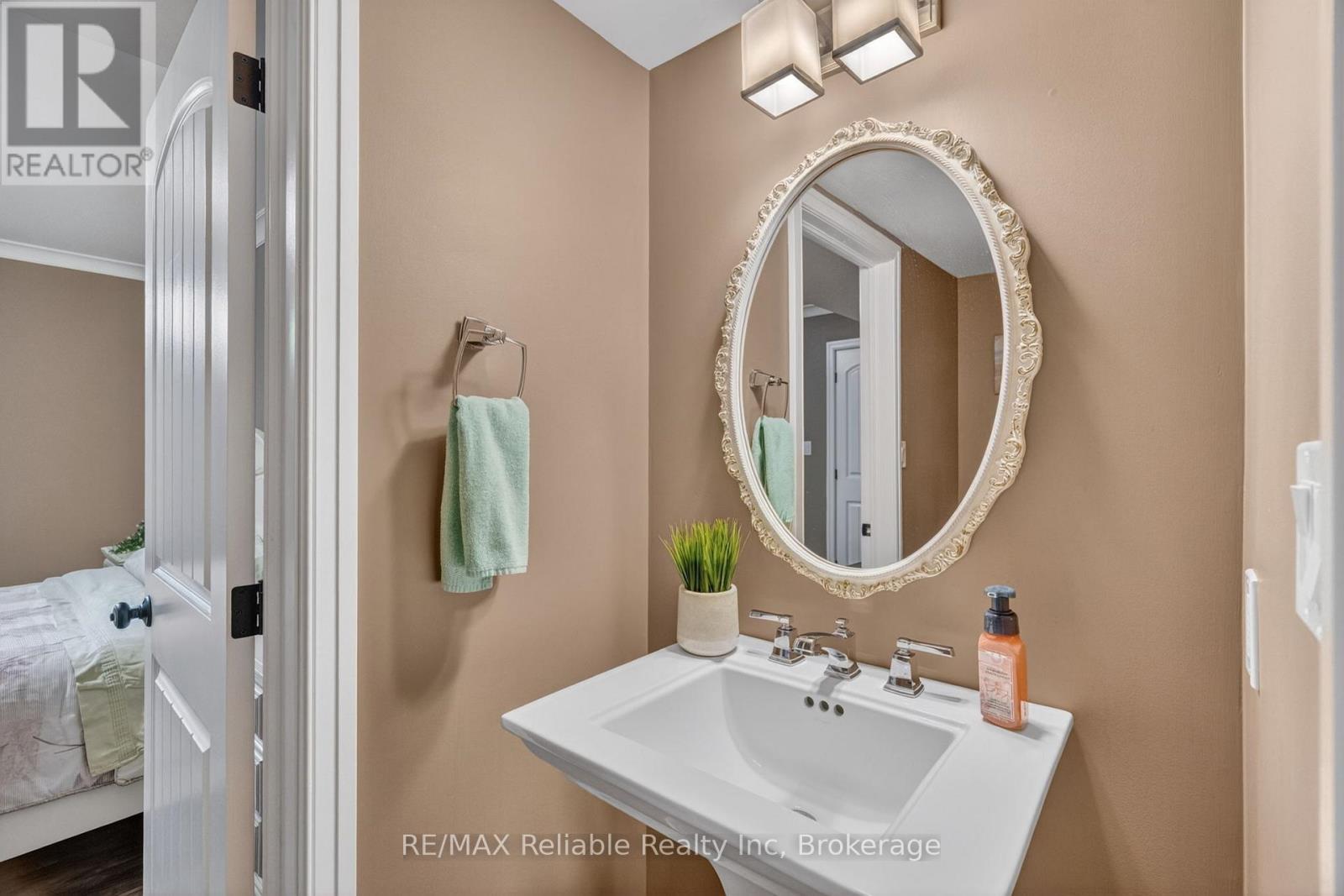 125 FRANCES STREET E - Image 33