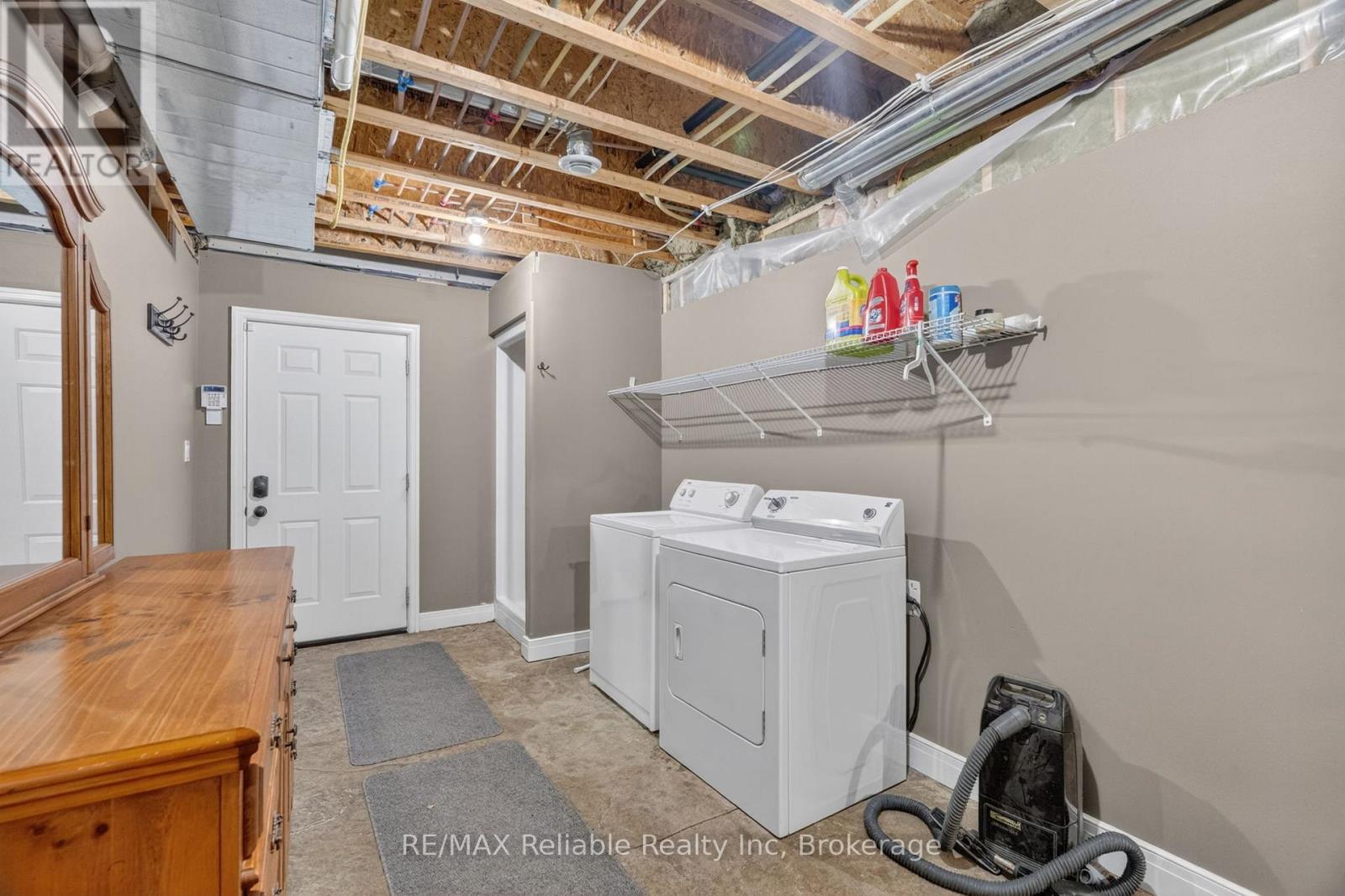 125 FRANCES STREET E - Image 35