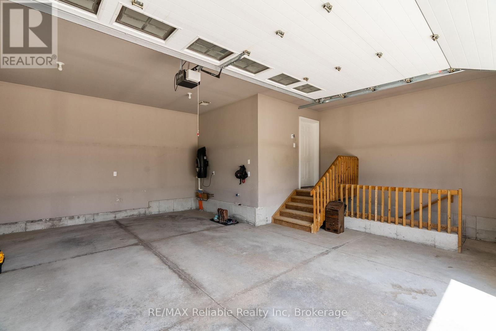 125 FRANCES STREET E - Image 46