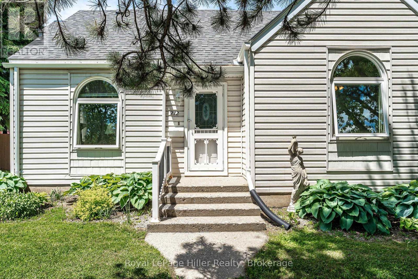 272 JOHN STREET N - Image 3