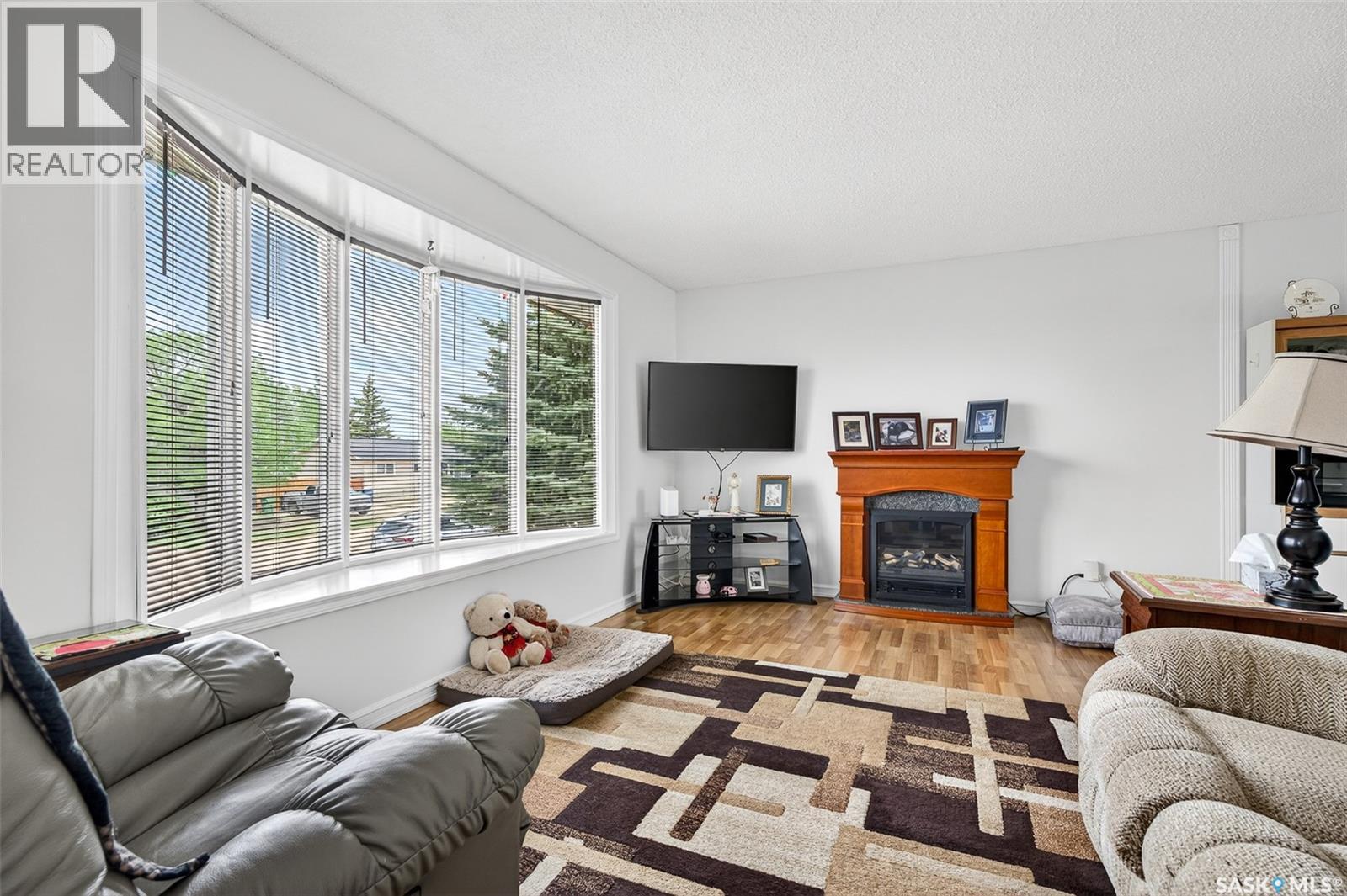 1031 Ross STREET E - 14