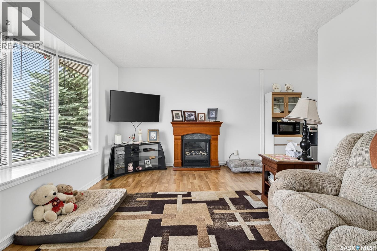 1031 Ross STREET E - 15