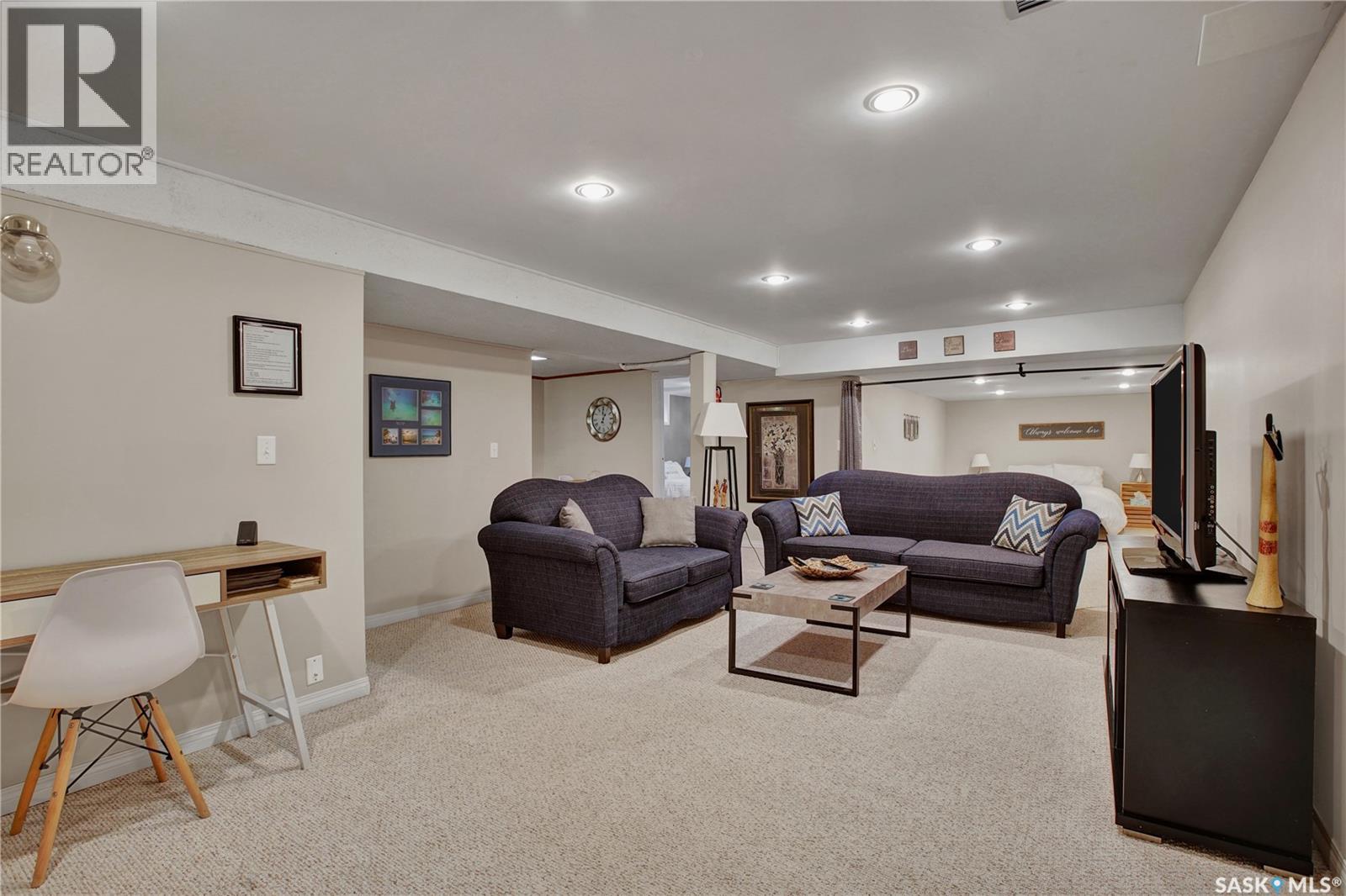 231 Roborecki CRESCENT - 17