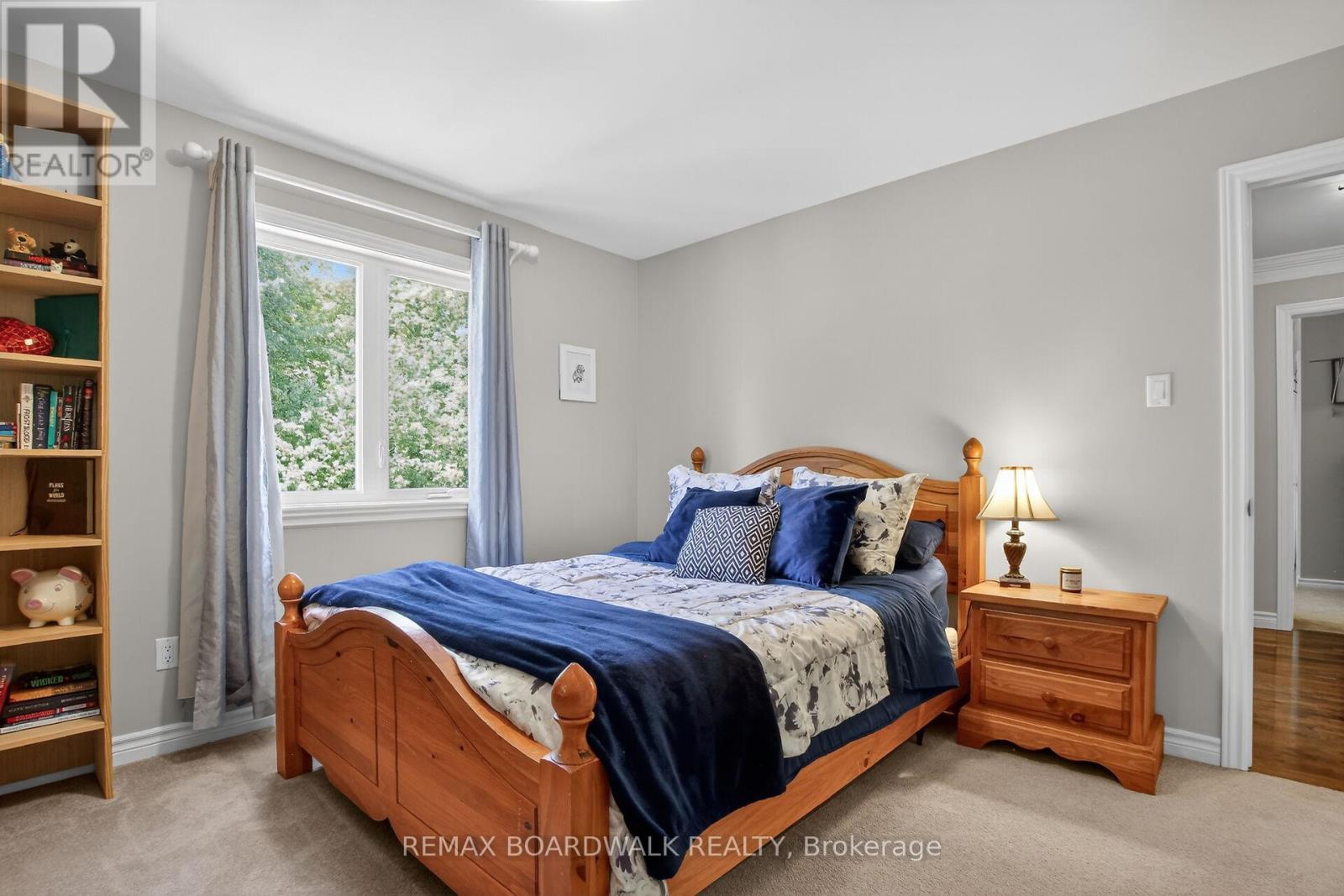 375 QUARTZ AVENUE - 27