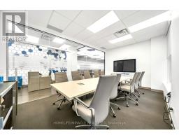 721 - 130 Queens Quay E, Toronto, ON M5A3Y5 Photo 8