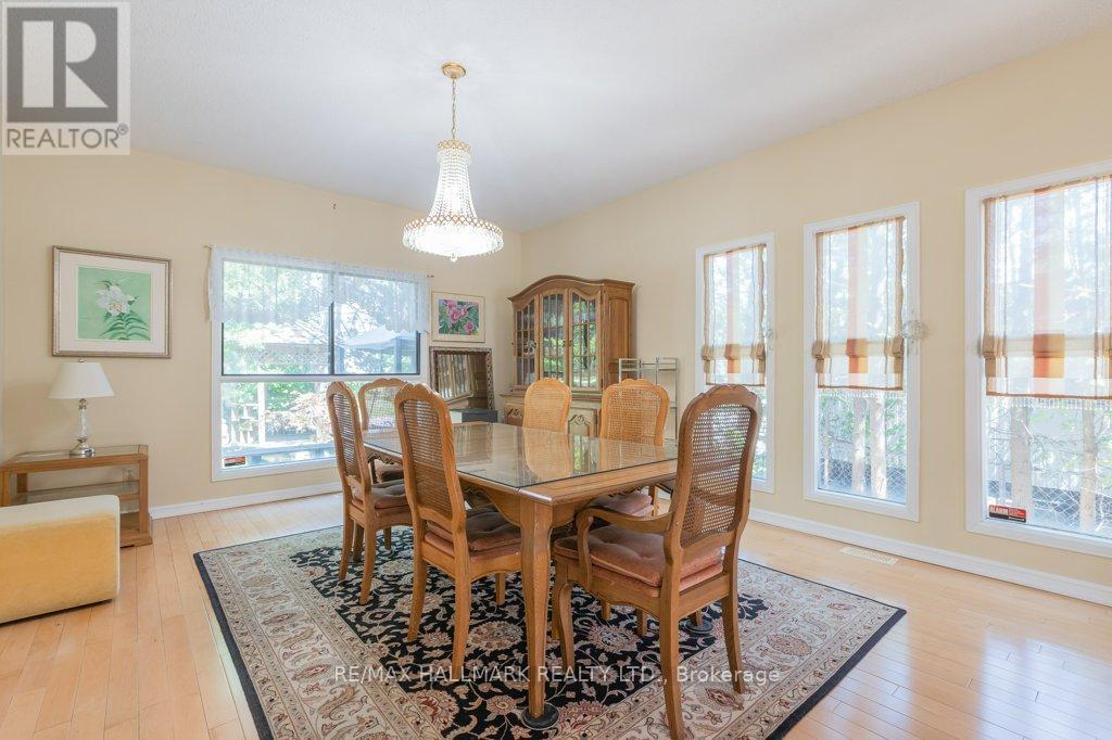 13 BALLYCONNOR COURT - 10