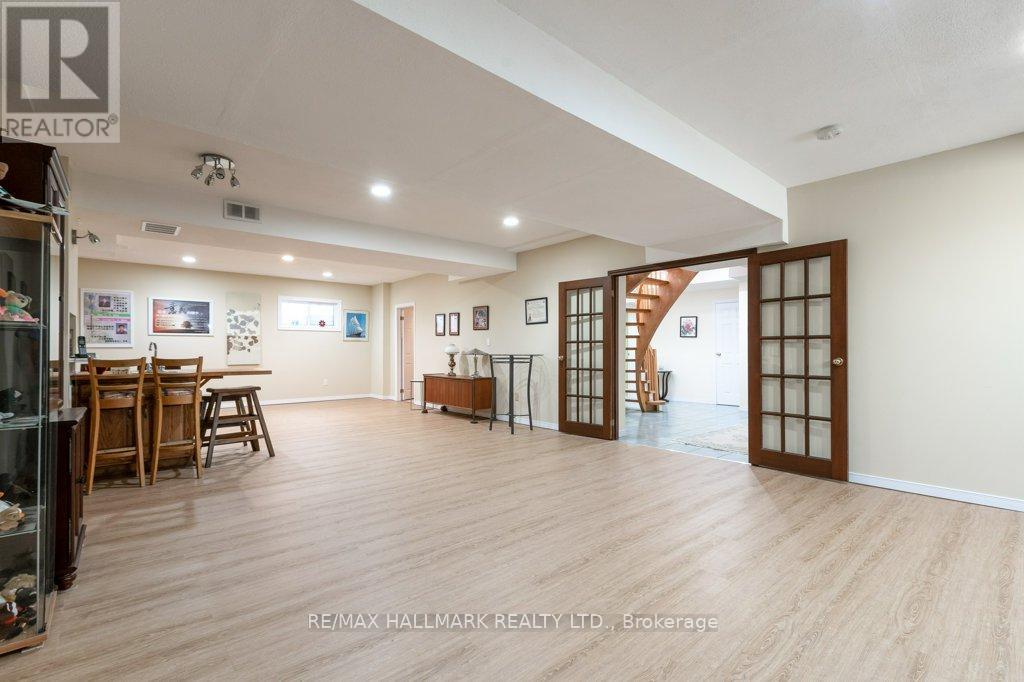 13 BALLYCONNOR COURT - 41