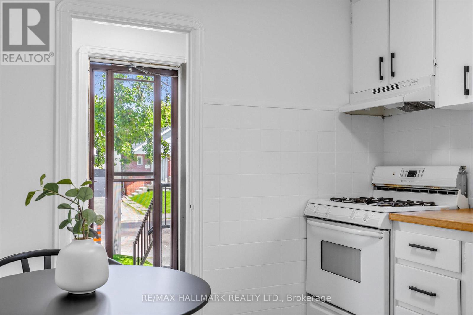 55 JOANITH DRIVE - 14