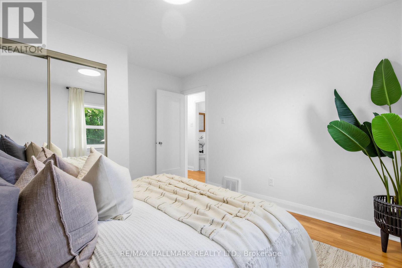 55 JOANITH DRIVE - 17