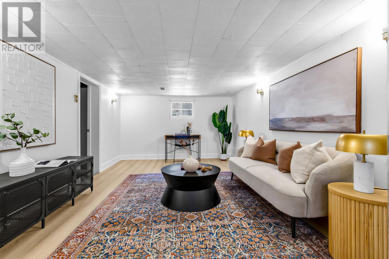 55 JOANITH DRIVE - 24