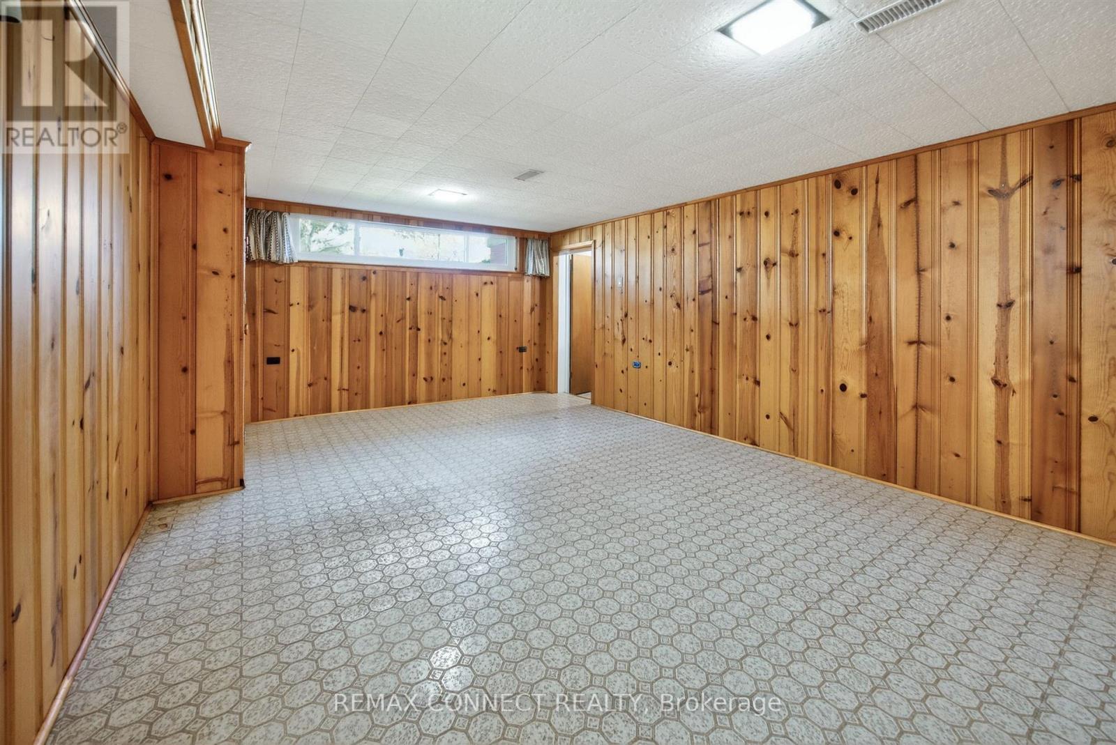 6 FARADAY DRIVE - 14