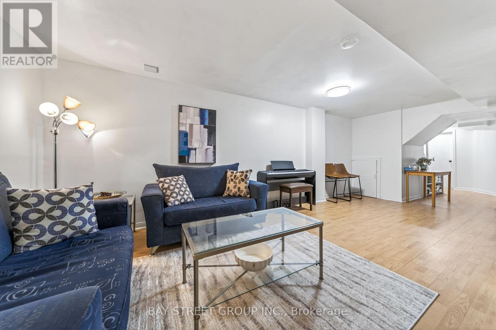 145 SANDYHOOK SQUARE - 38