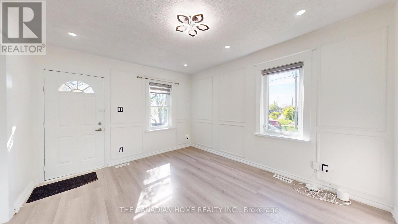 538 WILSON ROAD S - 11
