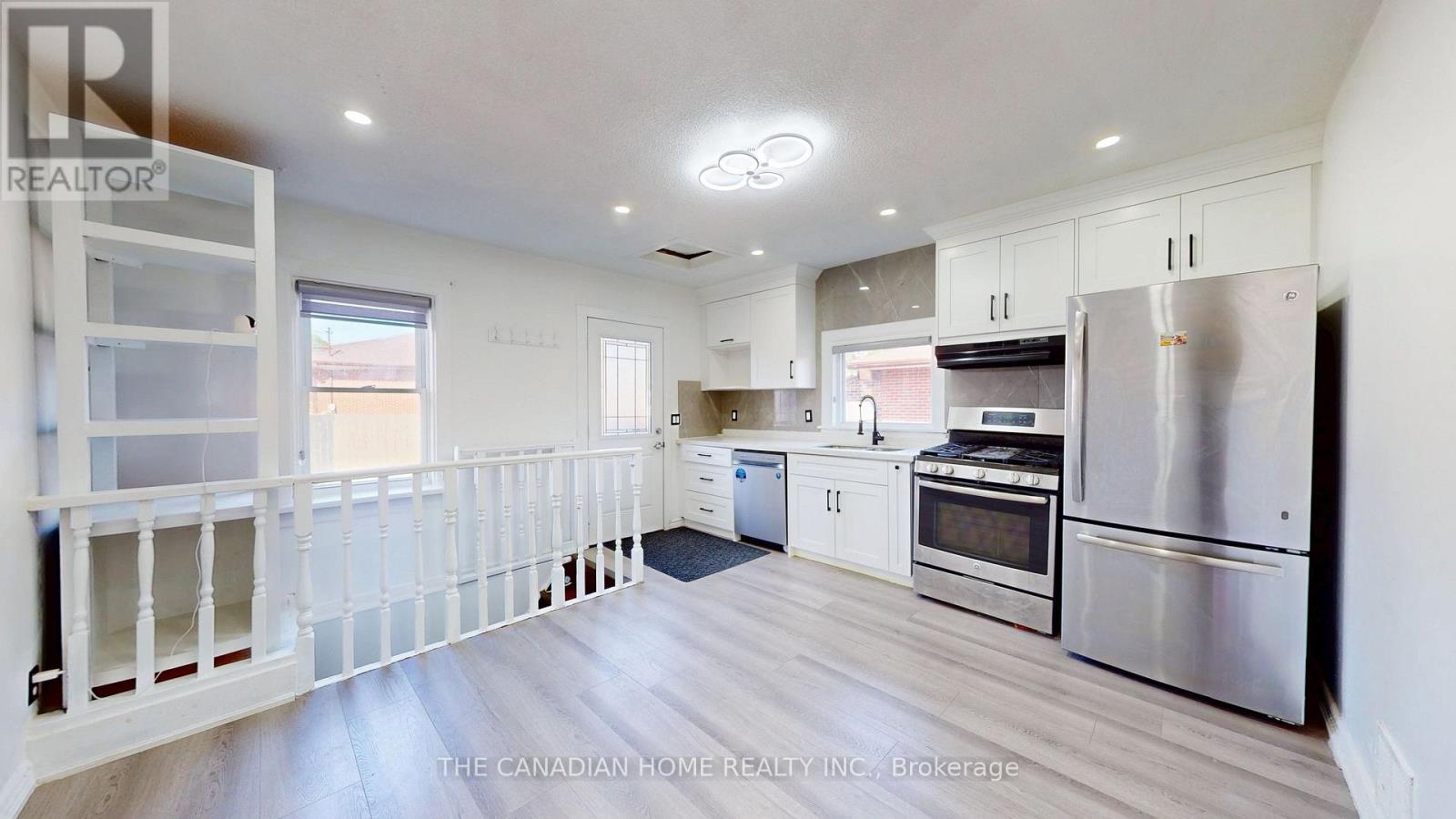 538 WILSON ROAD S - 16