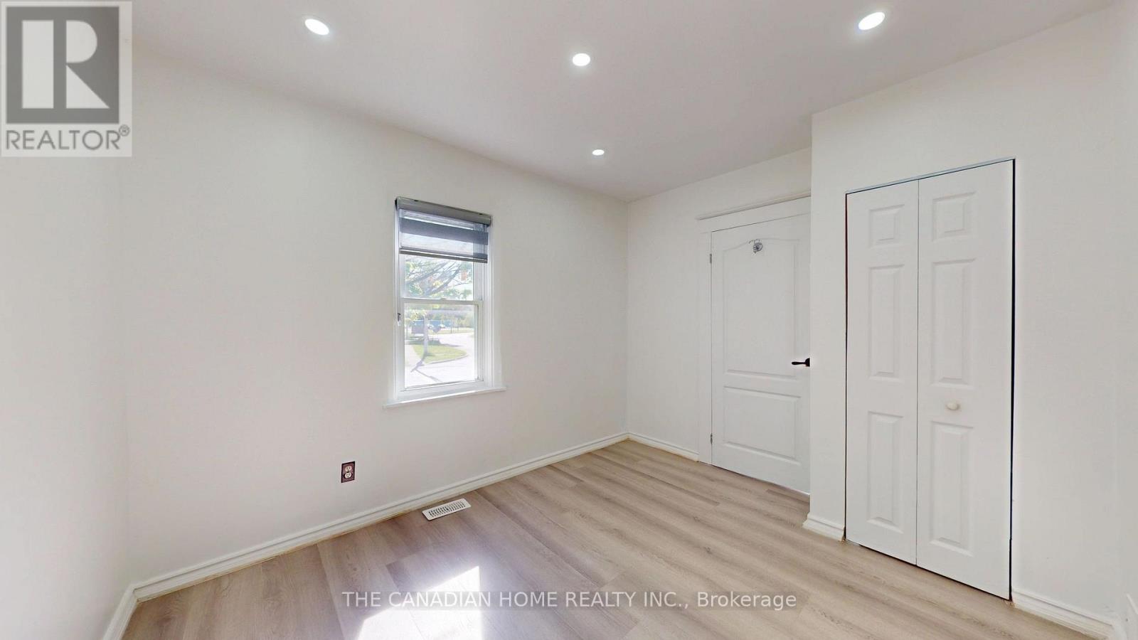 538 WILSON ROAD S - 19