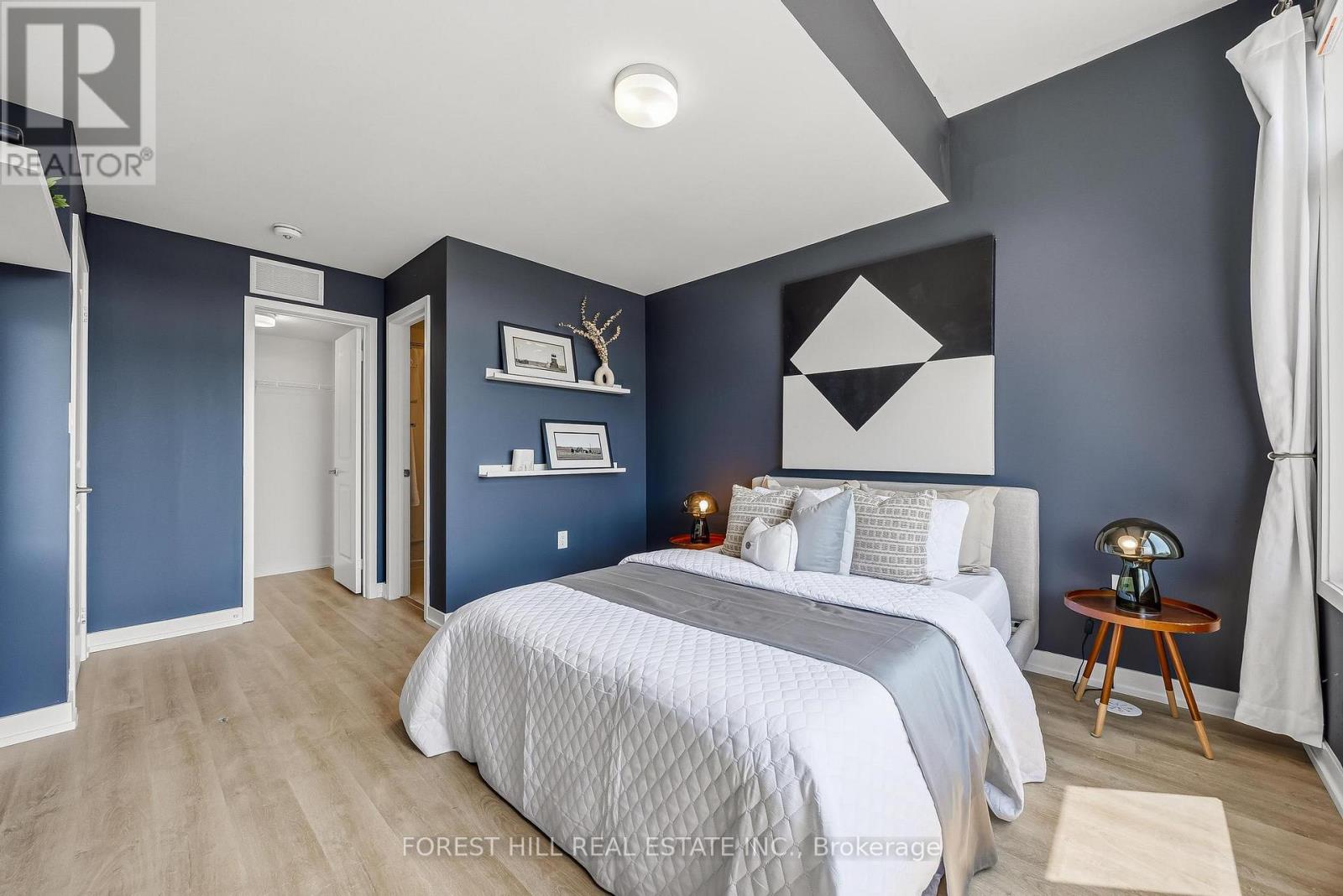 #409 2550 CASTLEGATE CROSSING - 18