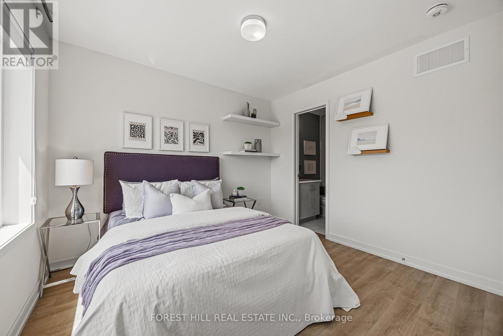 #409 2550 CASTLEGATE CROSSING - 22