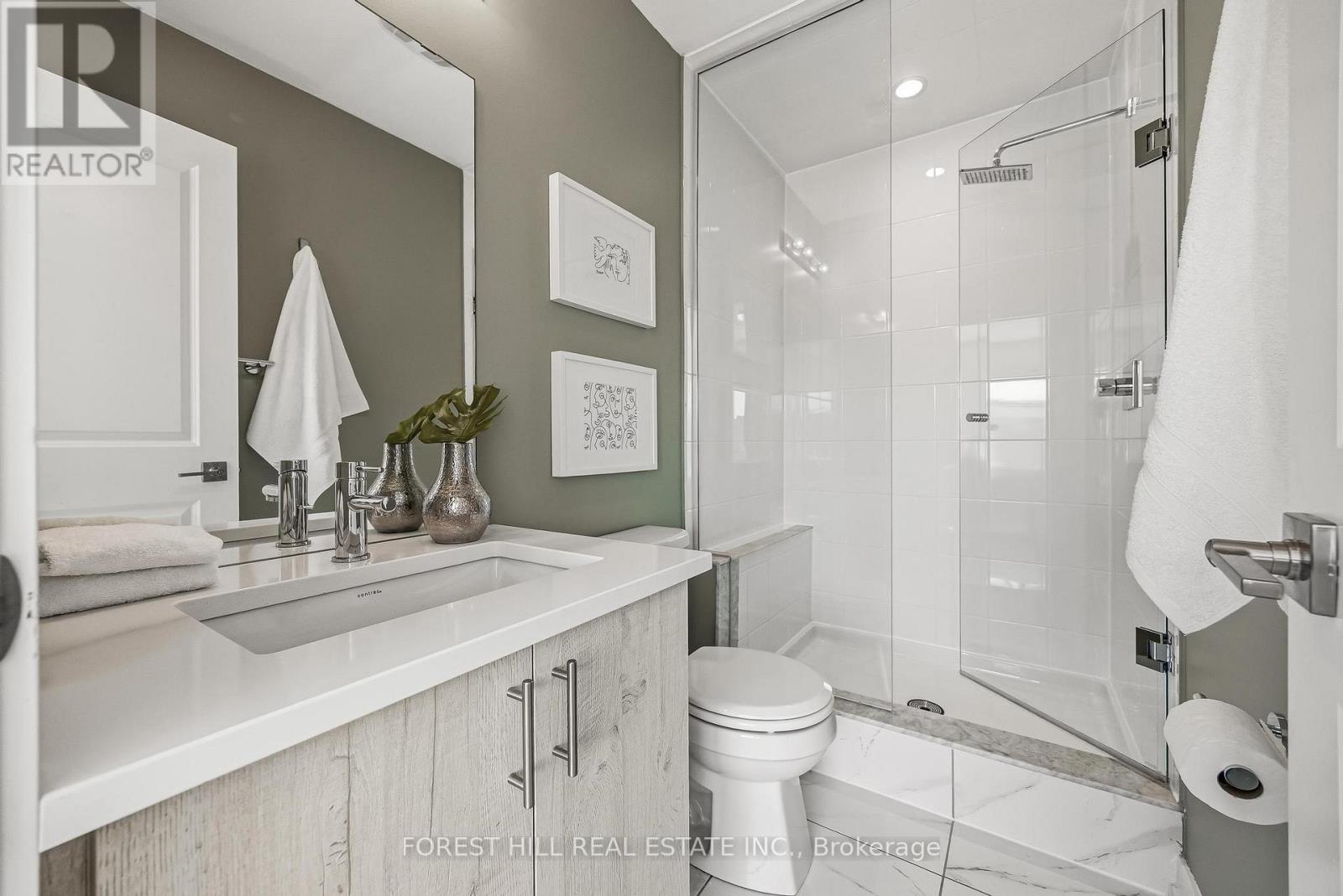 #409 2550 CASTLEGATE CROSSING - 24