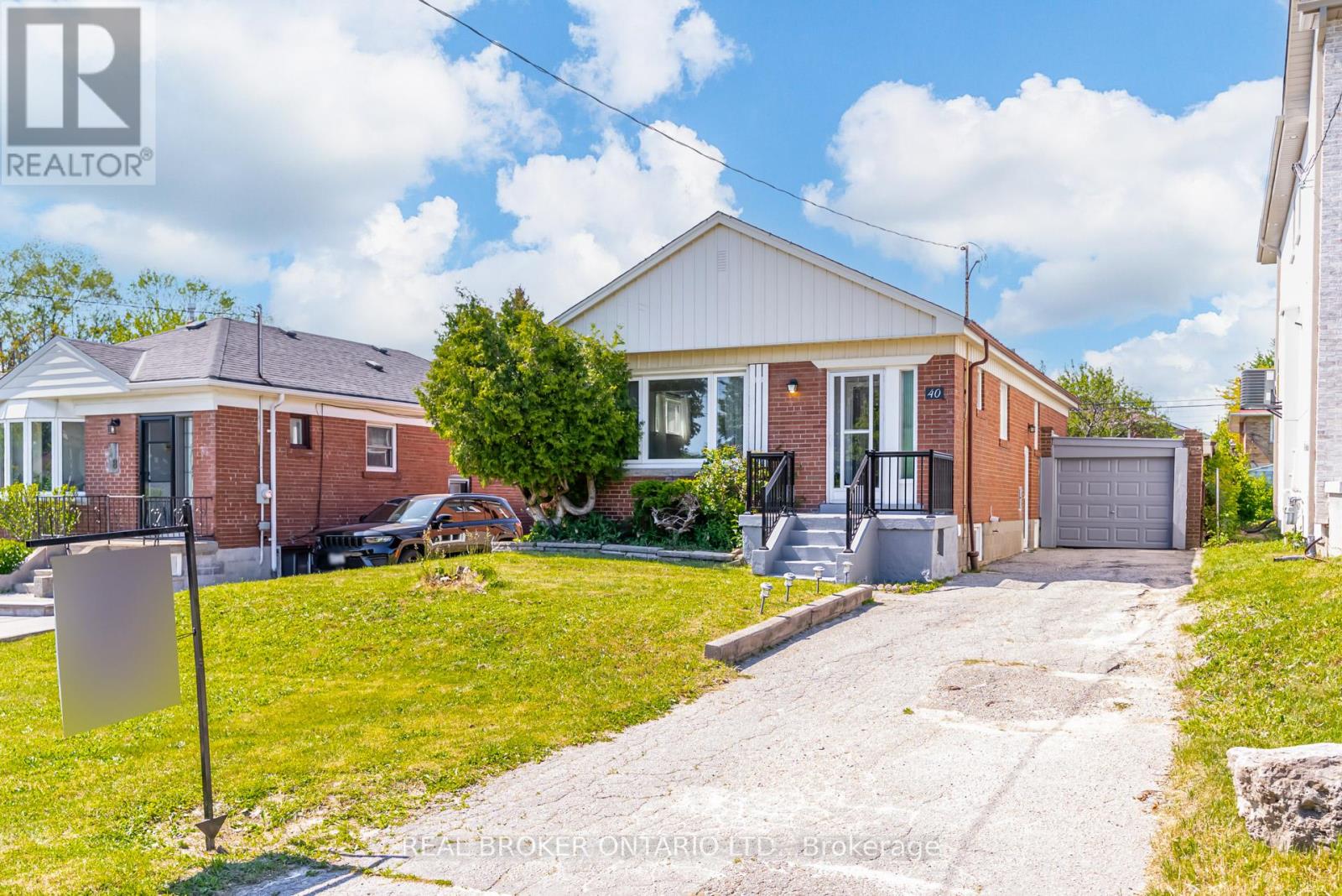 Listing photo of 40 JAPONICA ROAD