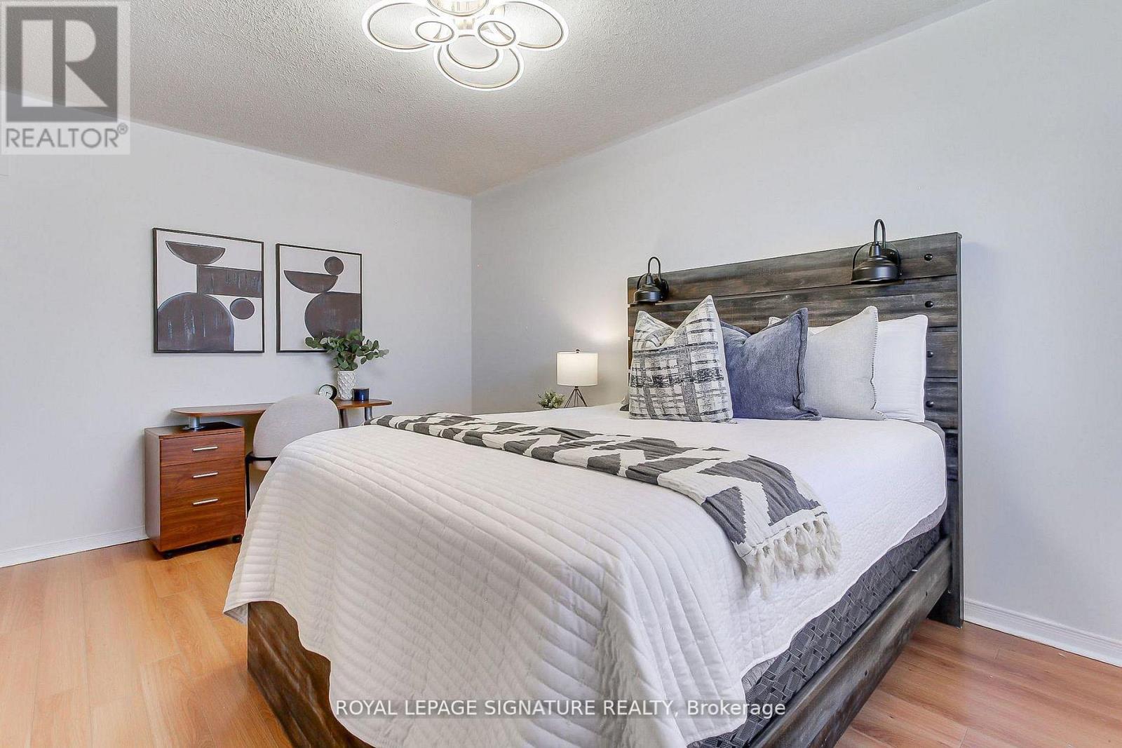 43 FALSTAFF CRESCENT - 30