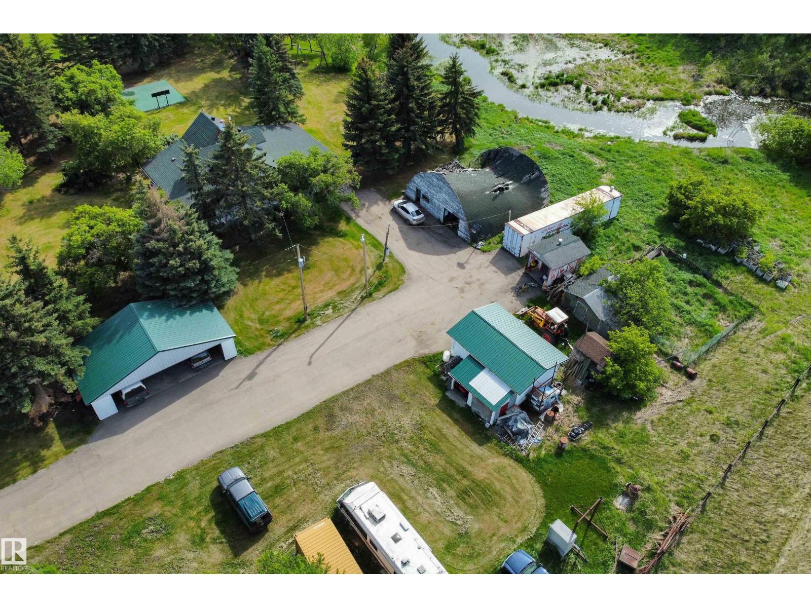 54318 RGE RD 255 - 10