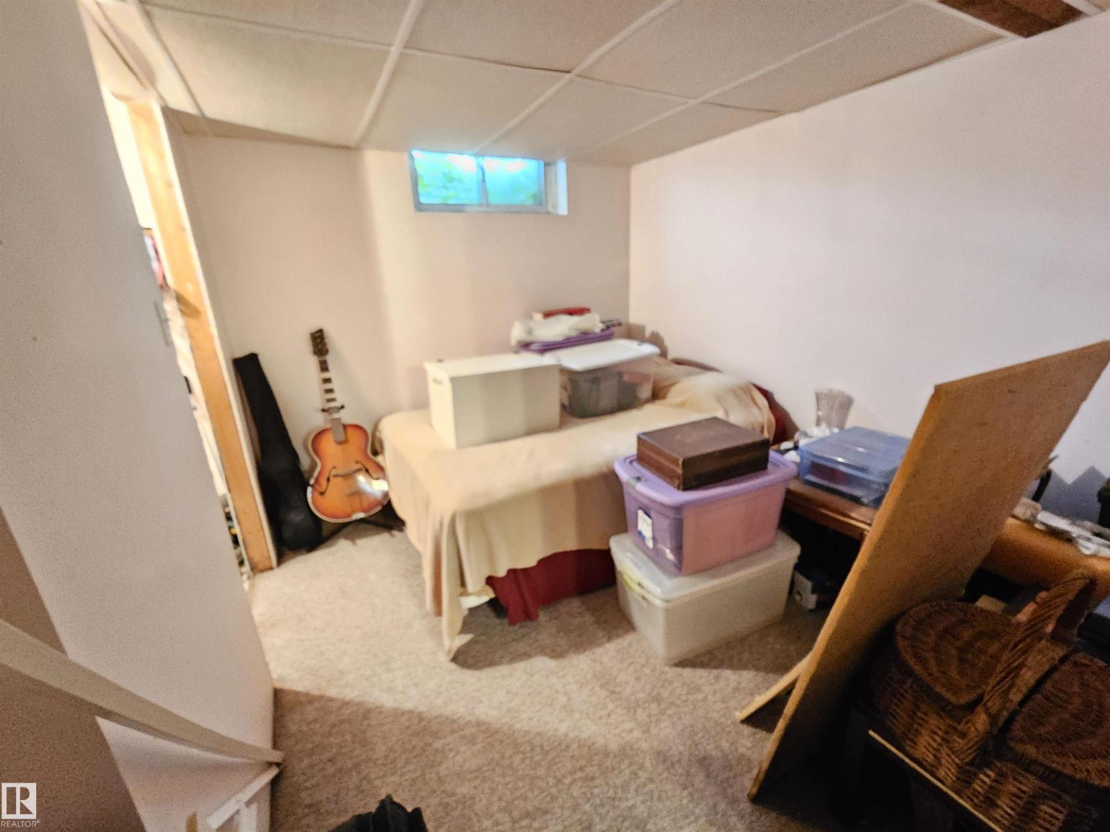 10438 147 ST NW - 10