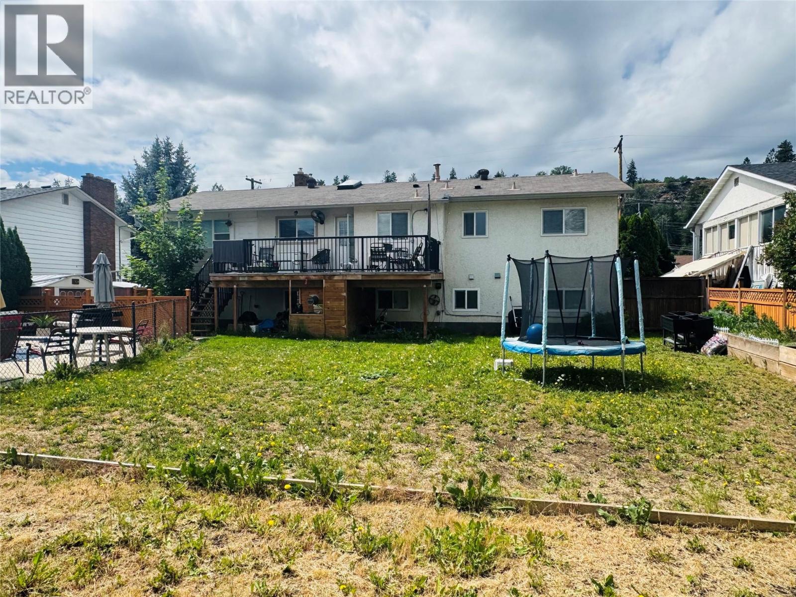 880 Tamarack Drive - 9