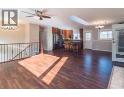 Kitchen - 880 Tamarack Drive, Kelowna, BC V1X5M1 Photo 13