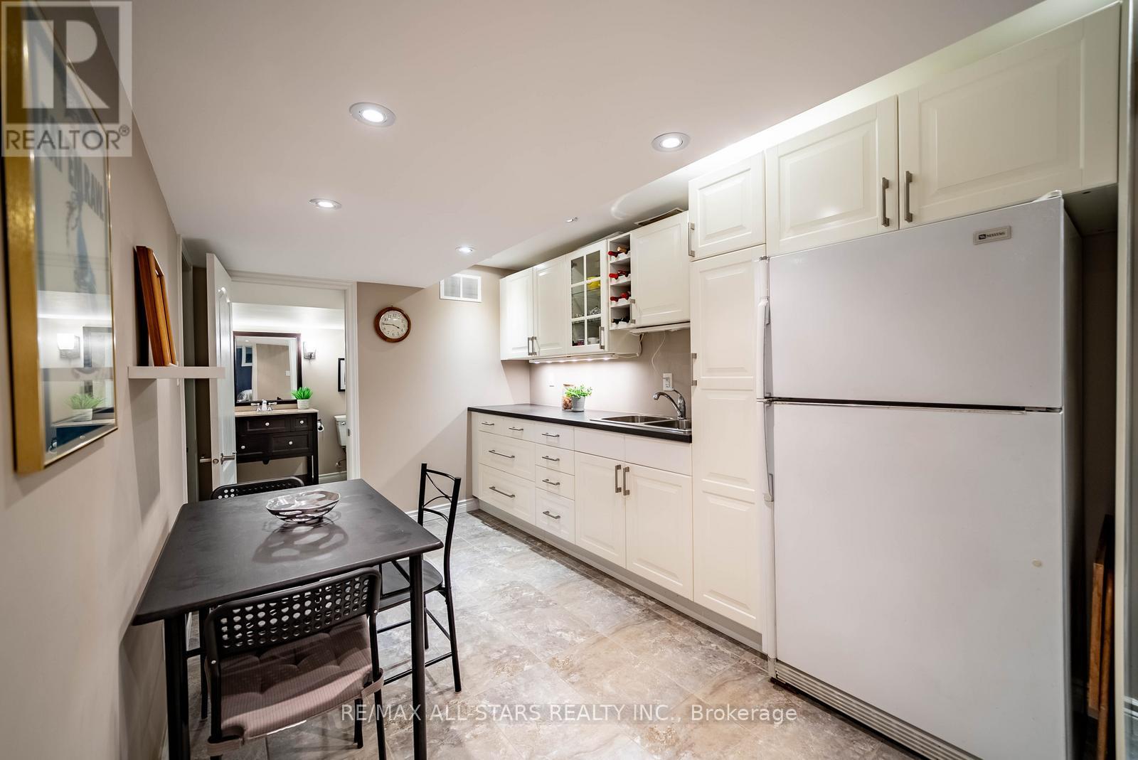 127 CHURCH STREET - 32