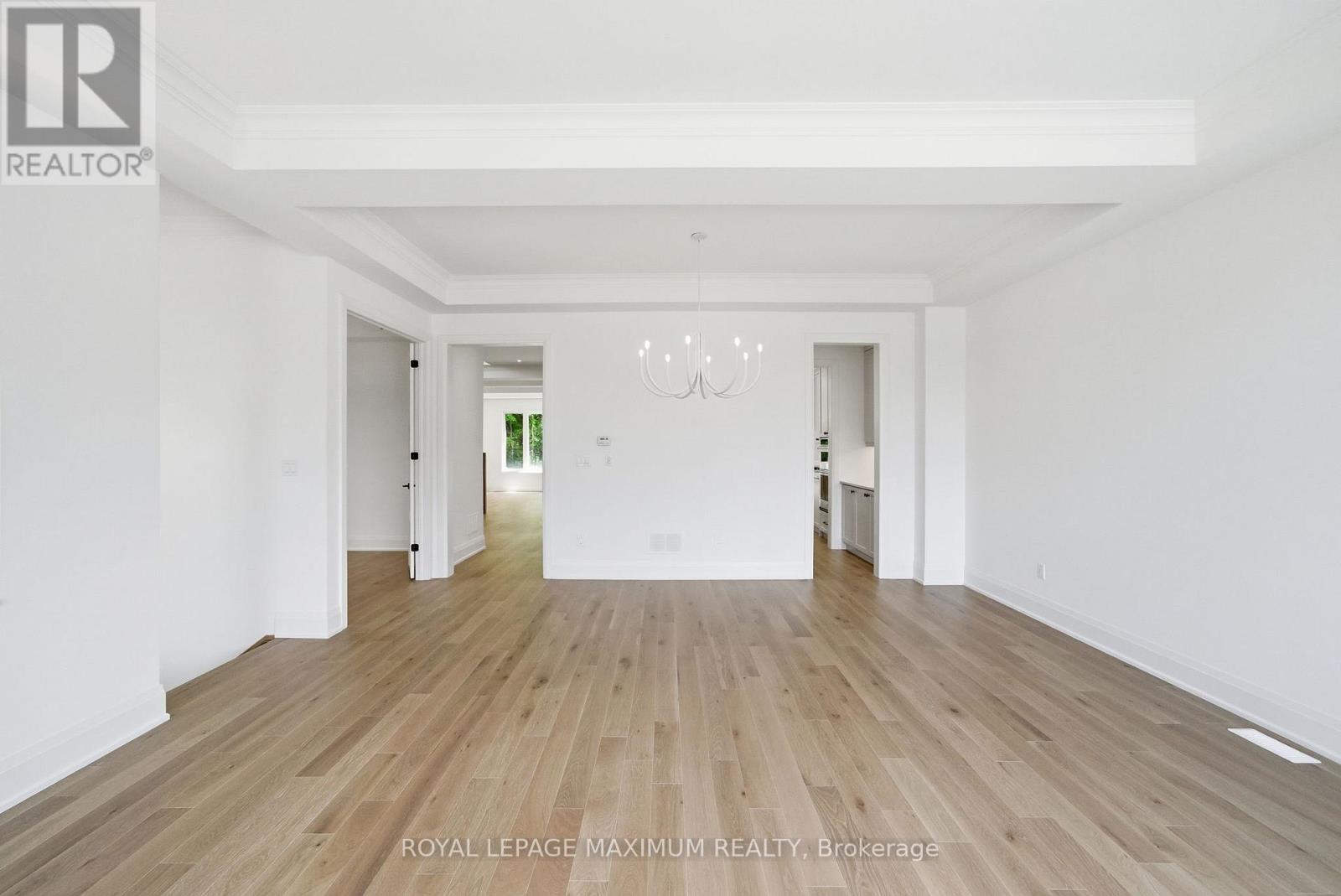 19 DONSGROVE COURT - 9