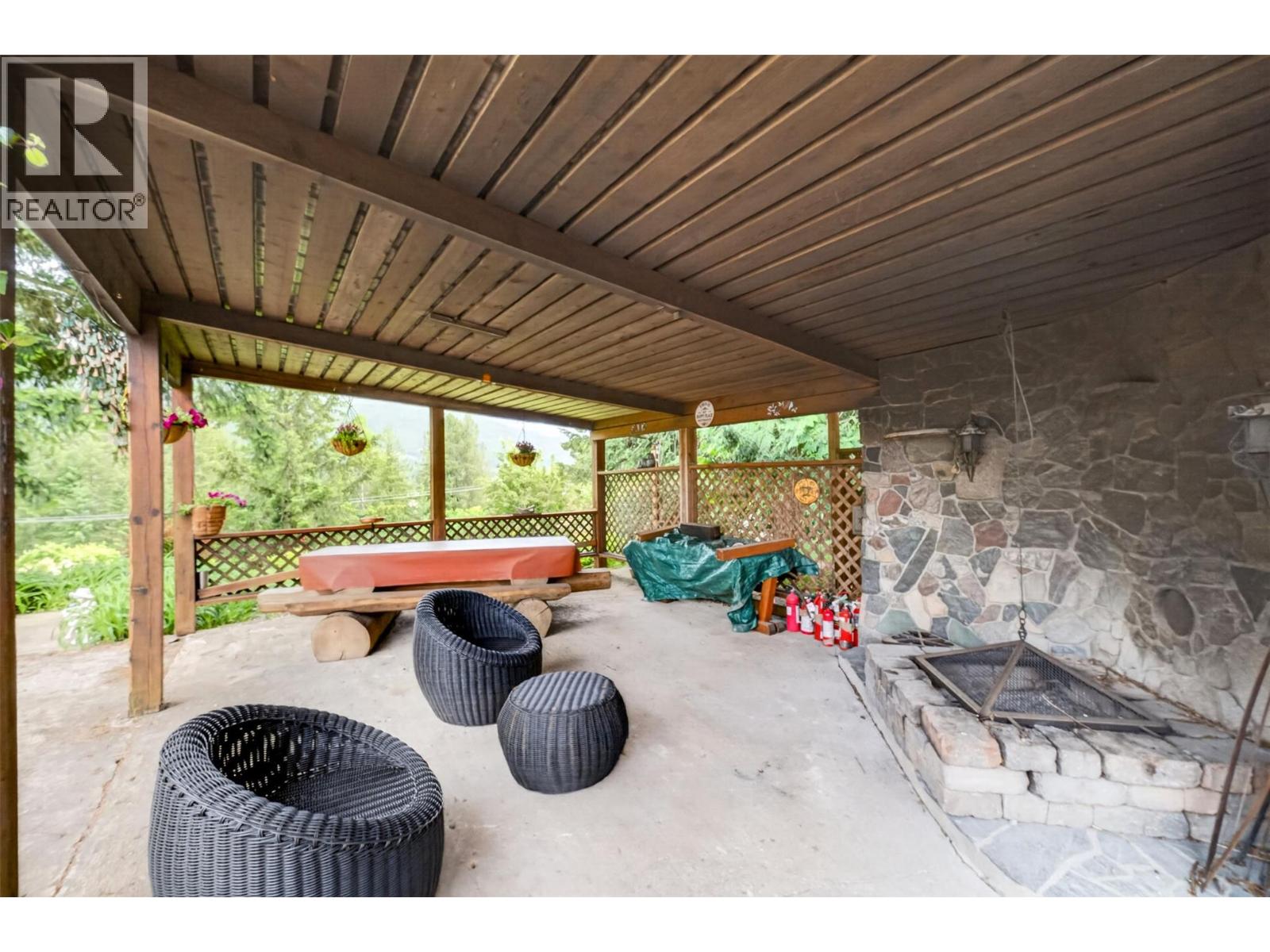 2030 Solsqua-Sicamous Road - 46