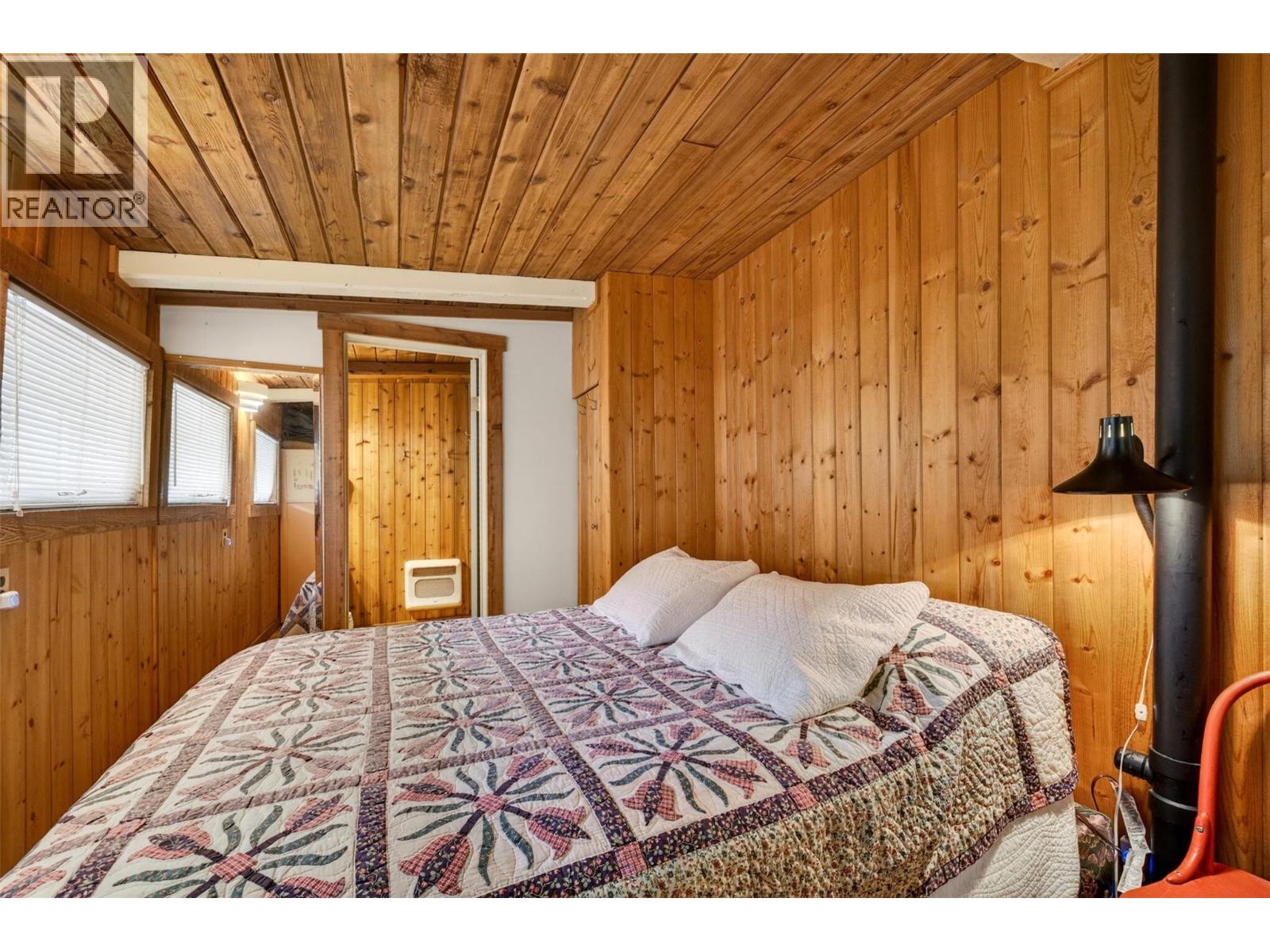 2030 Solsqua-Sicamous Road - 31