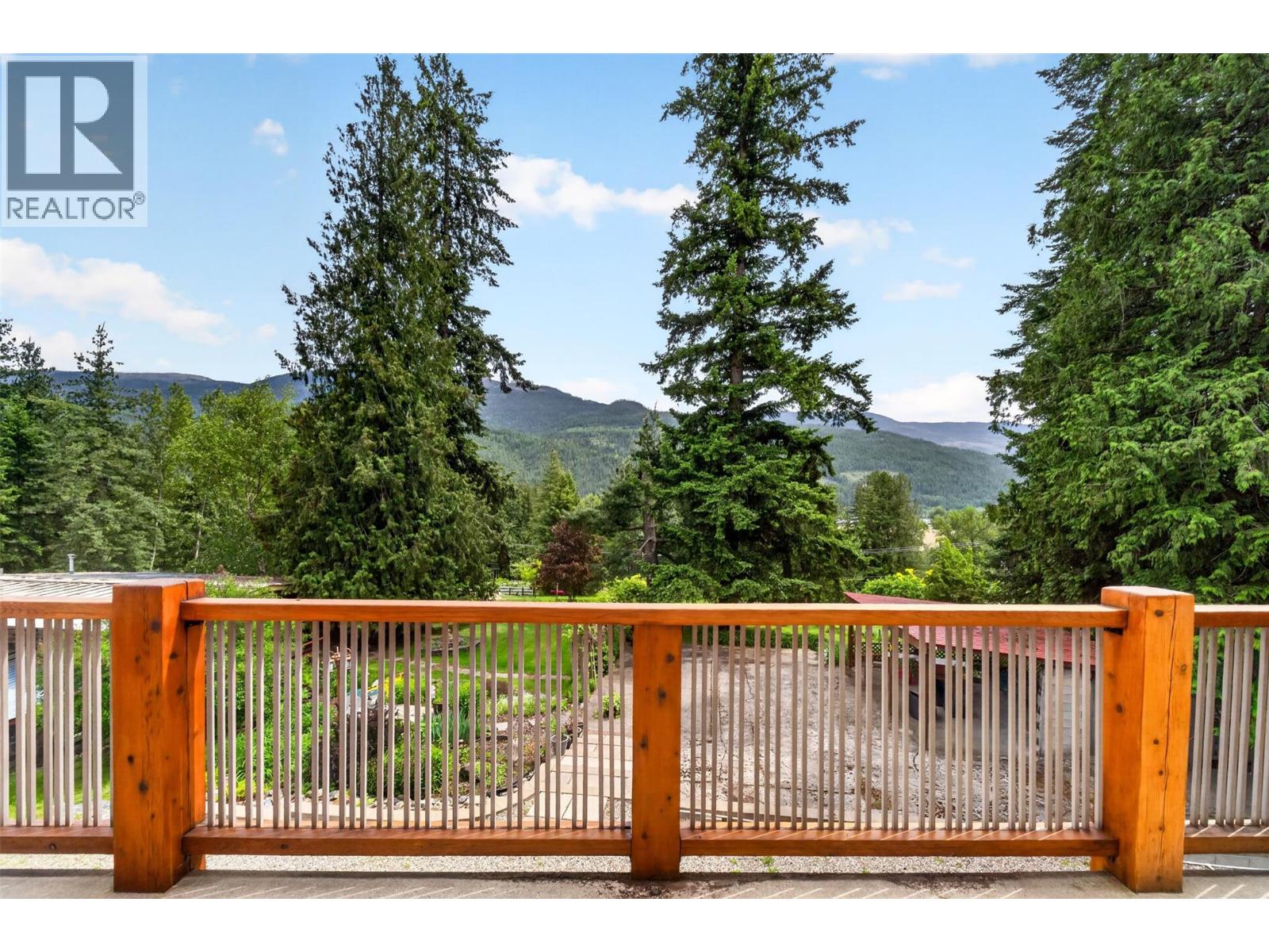 2030 Solsqua-Sicamous Road - 27
