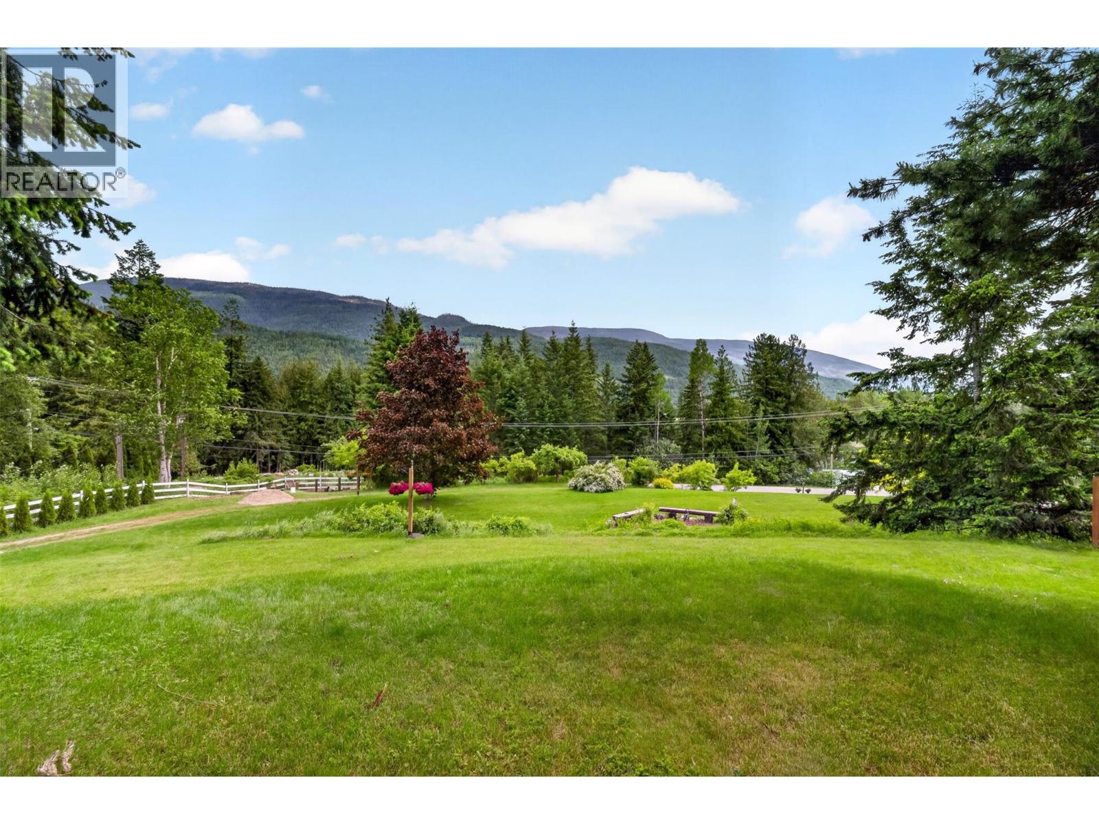 2030 Solsqua-Sicamous Road - 54