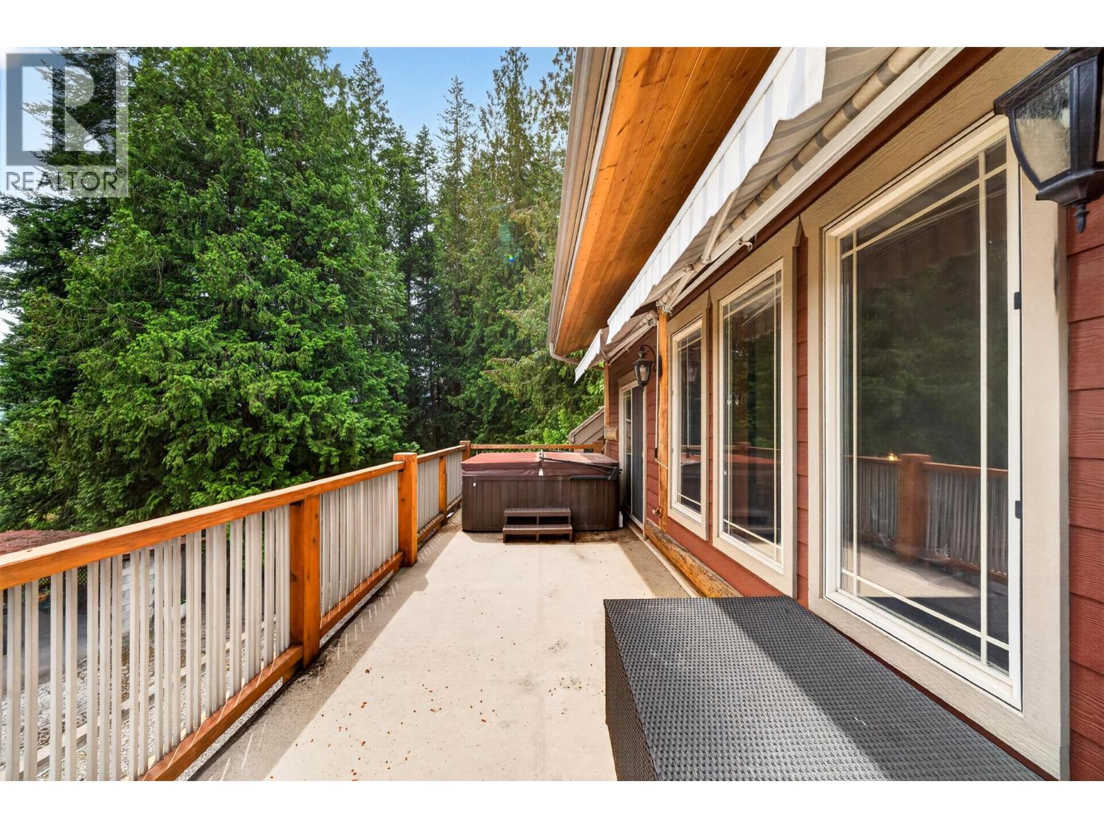 2030 Solsqua-Sicamous Road - 26