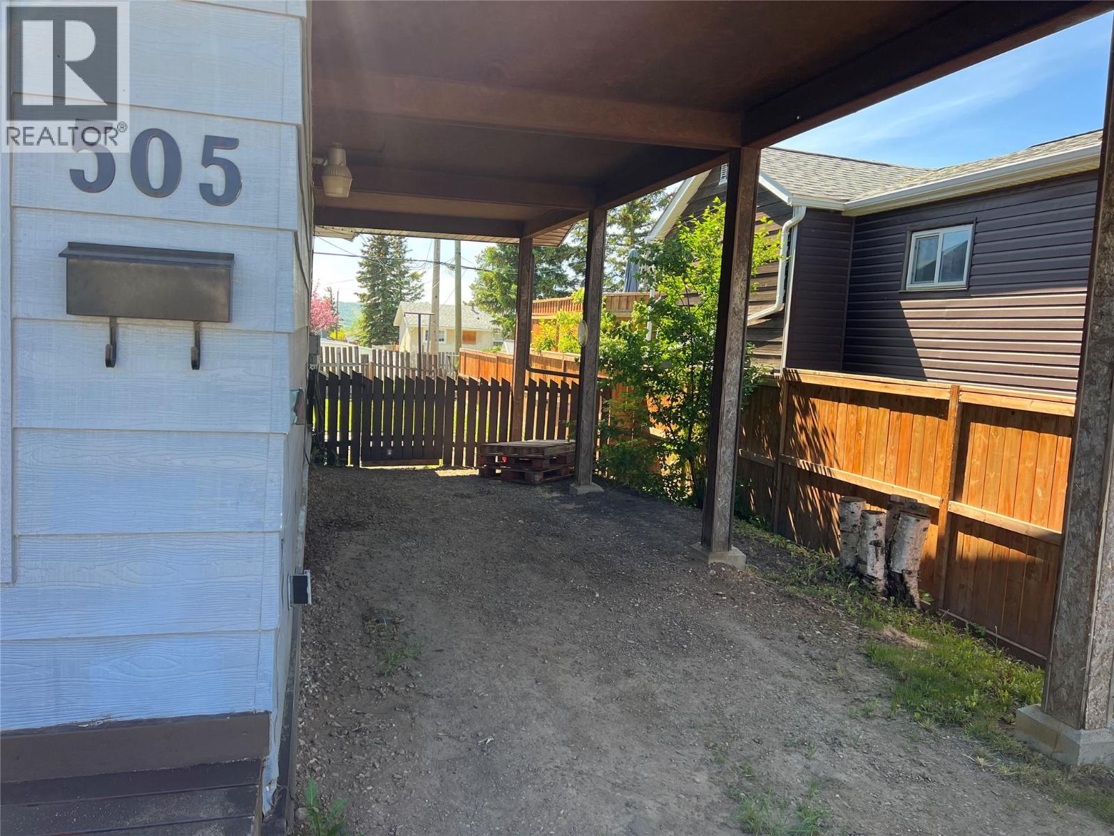 505 97A Avenue - 19