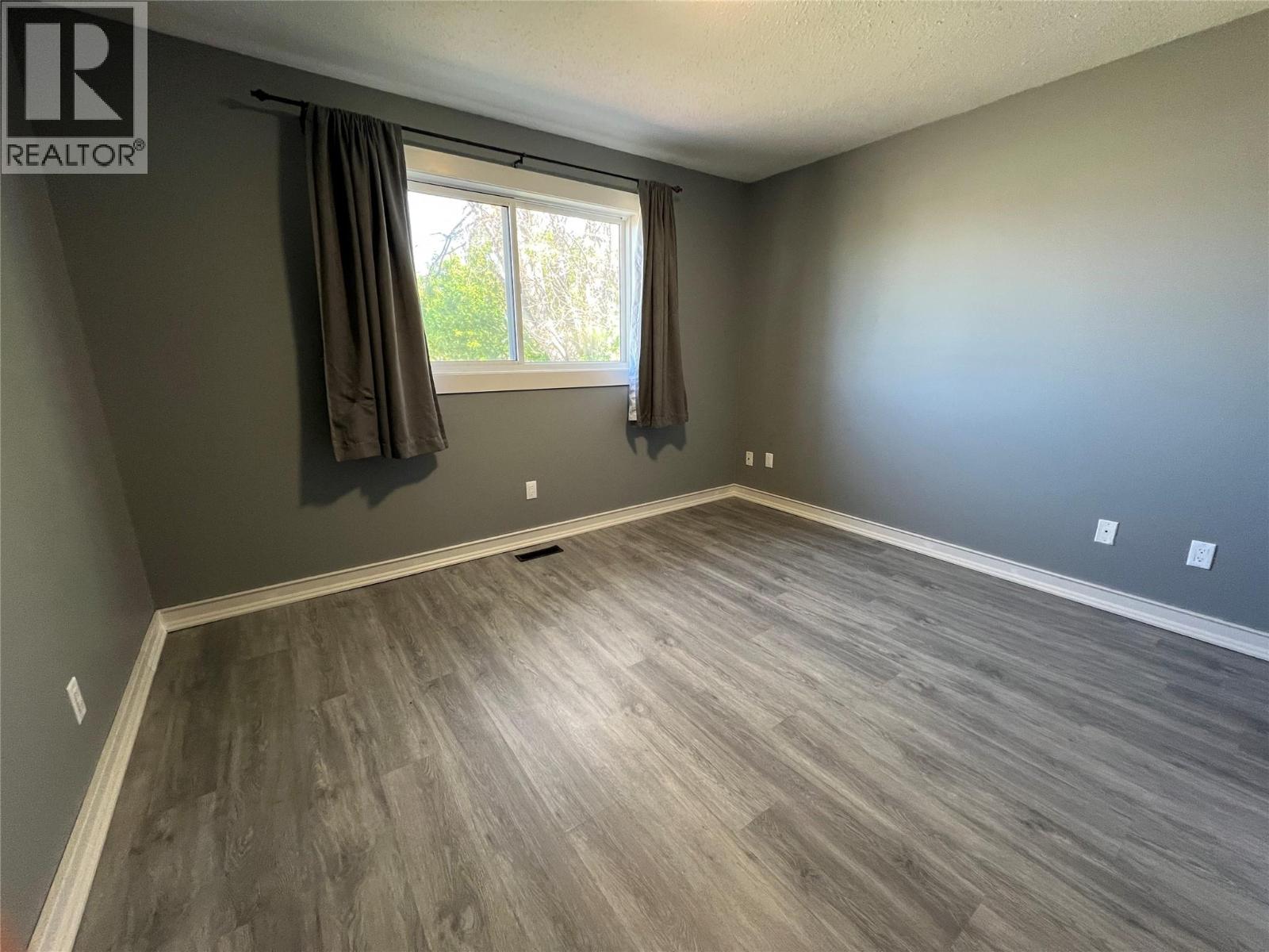505 97A Avenue - 17
