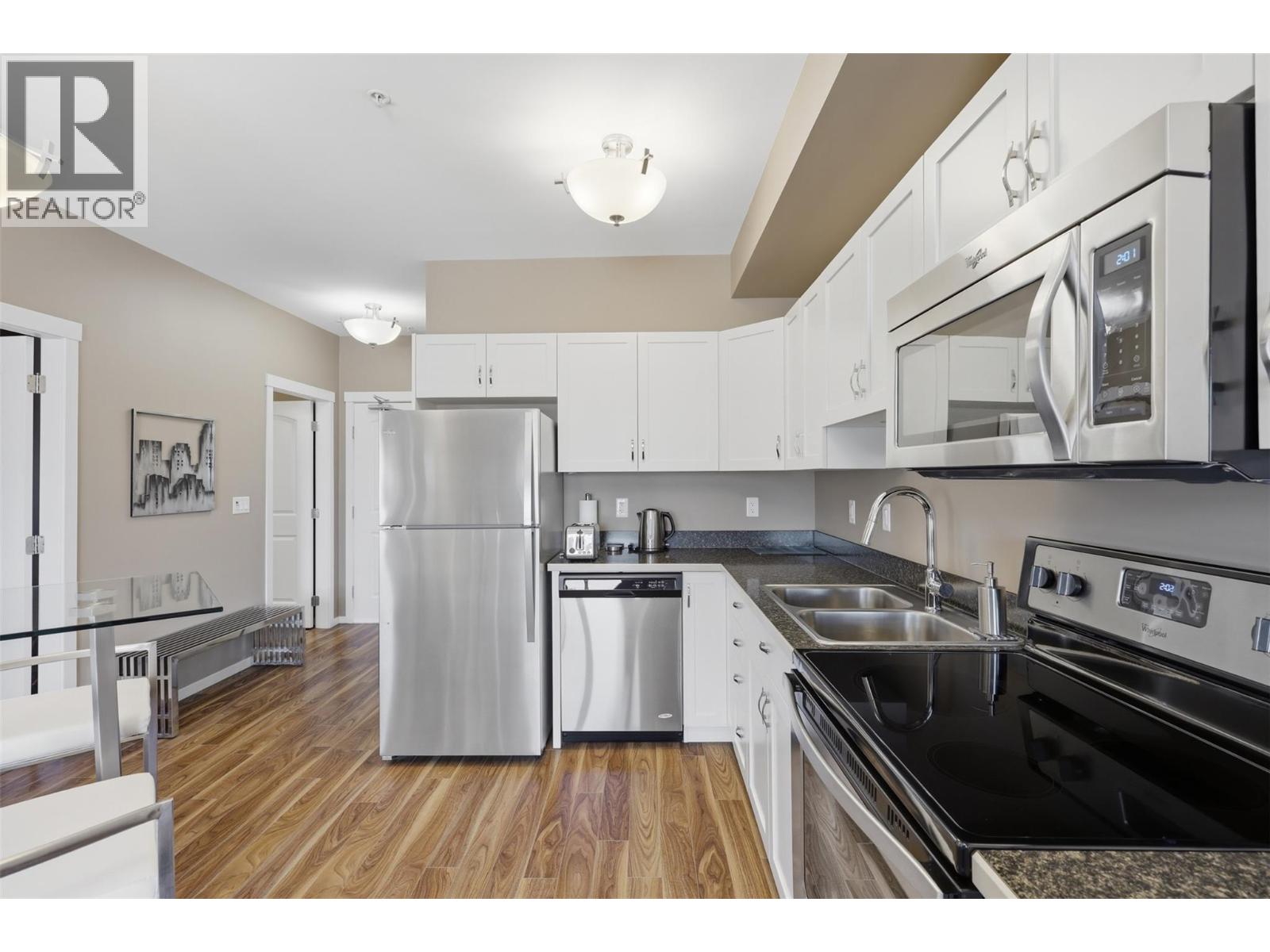 #503 429 St. Paul Street - 9