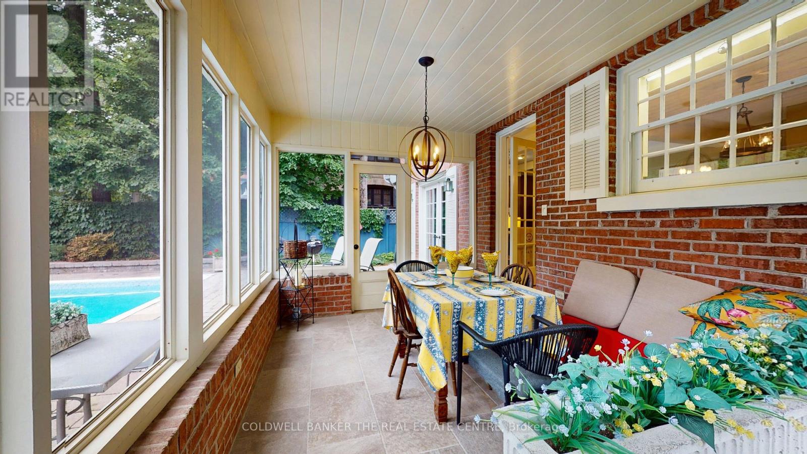 181 PETER STREET N - 25