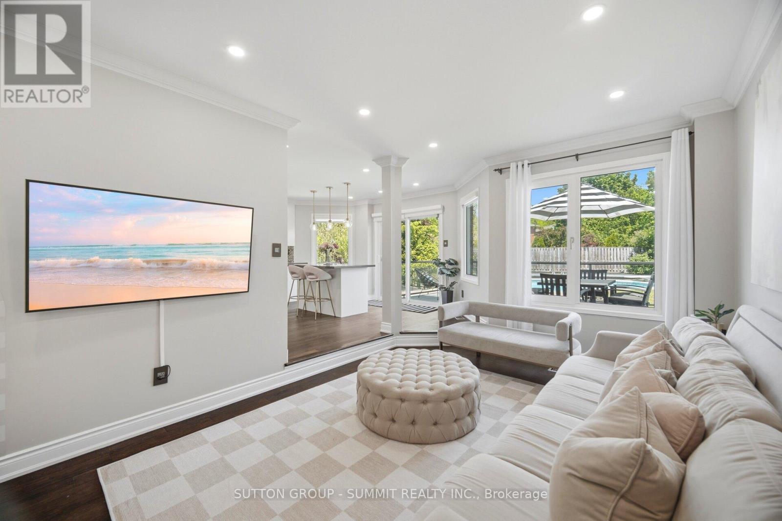 4127 COLONIAL DRIVE - 23