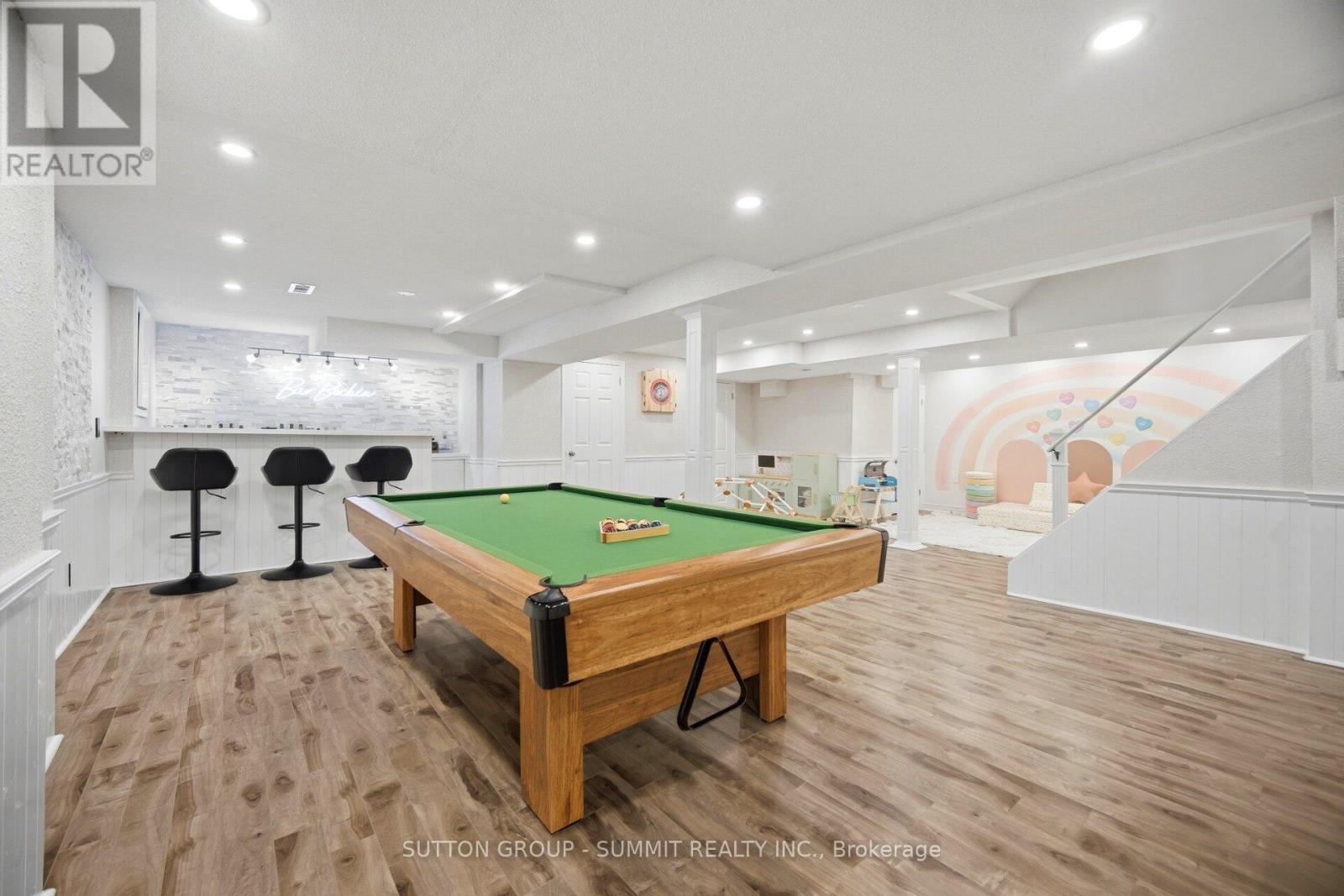 4127 COLONIAL DRIVE - 43