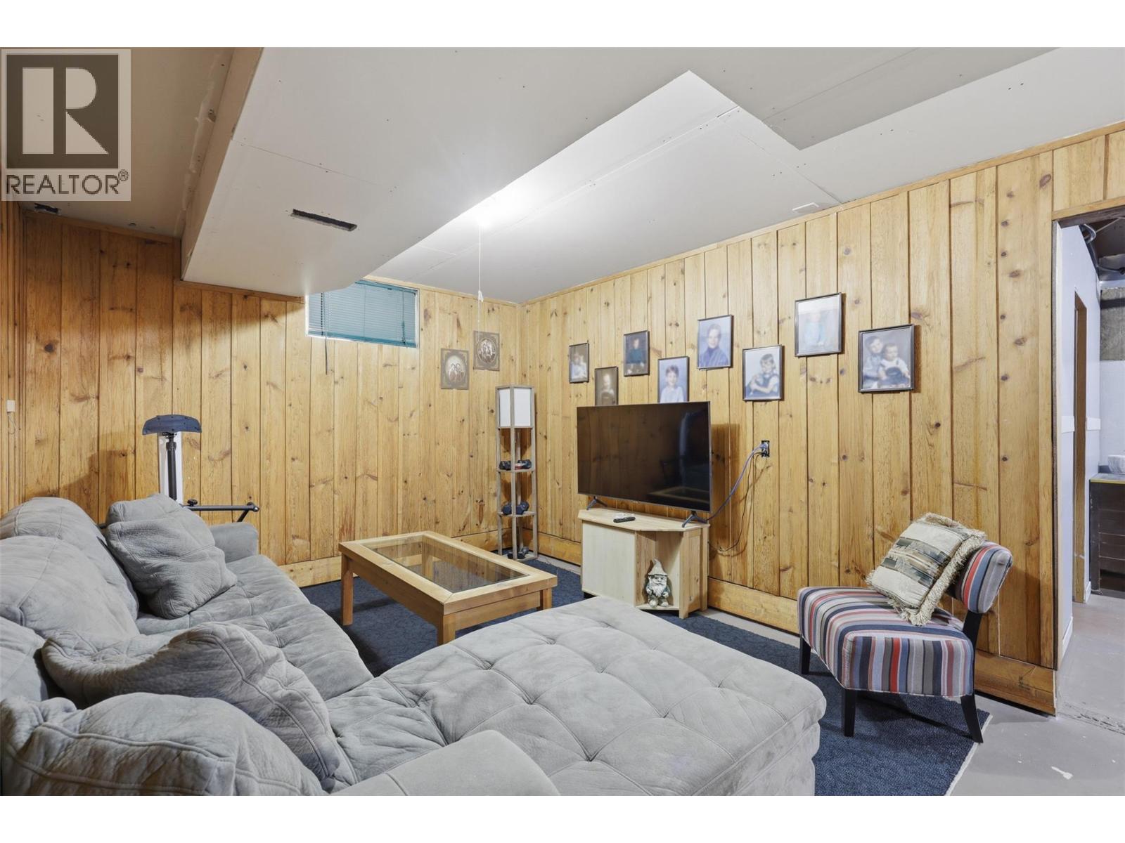 3191 Yellowhead Highway S - 28
