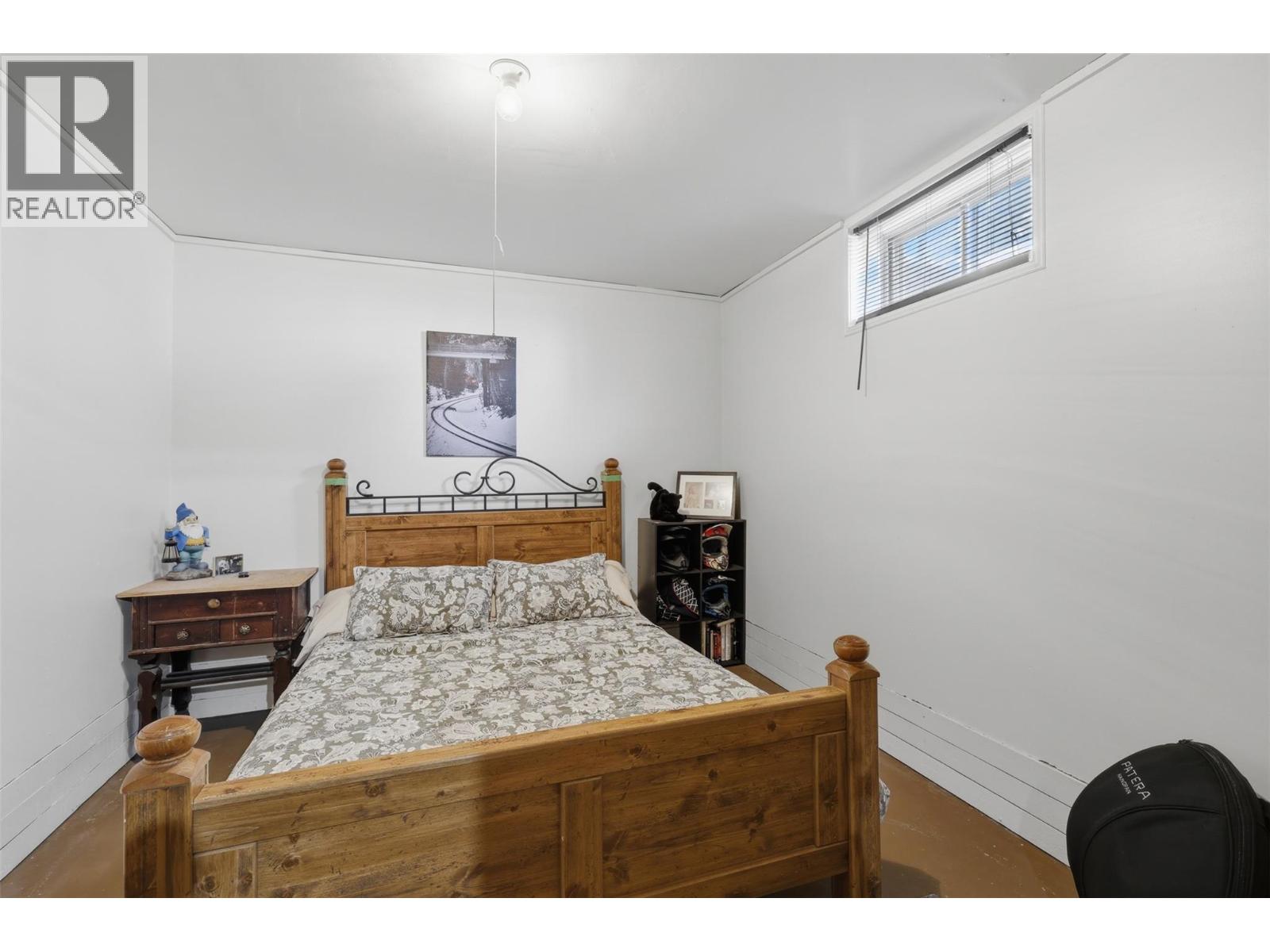 3191 Yellowhead Highway S - 32